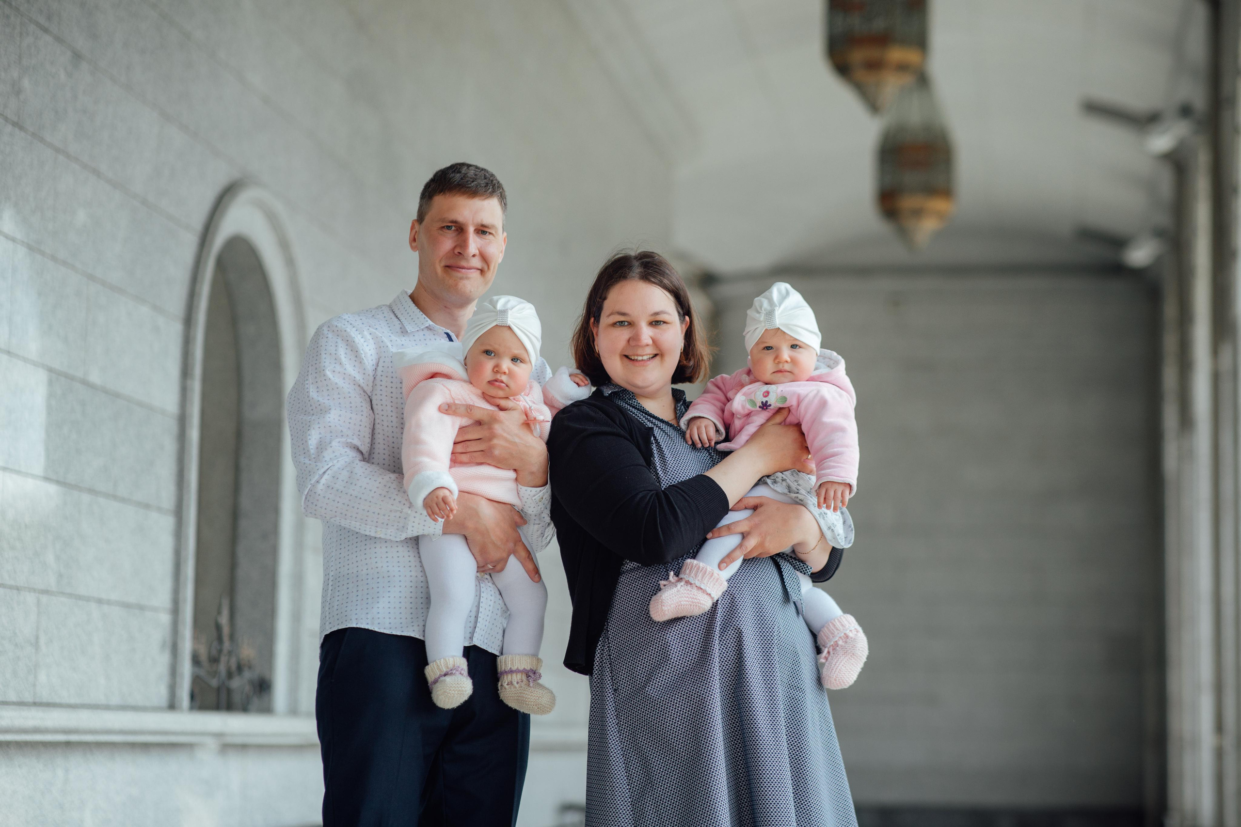 Таинство крещения Арины и Полины, Храм Святой Живоначальной Троицы, Минск