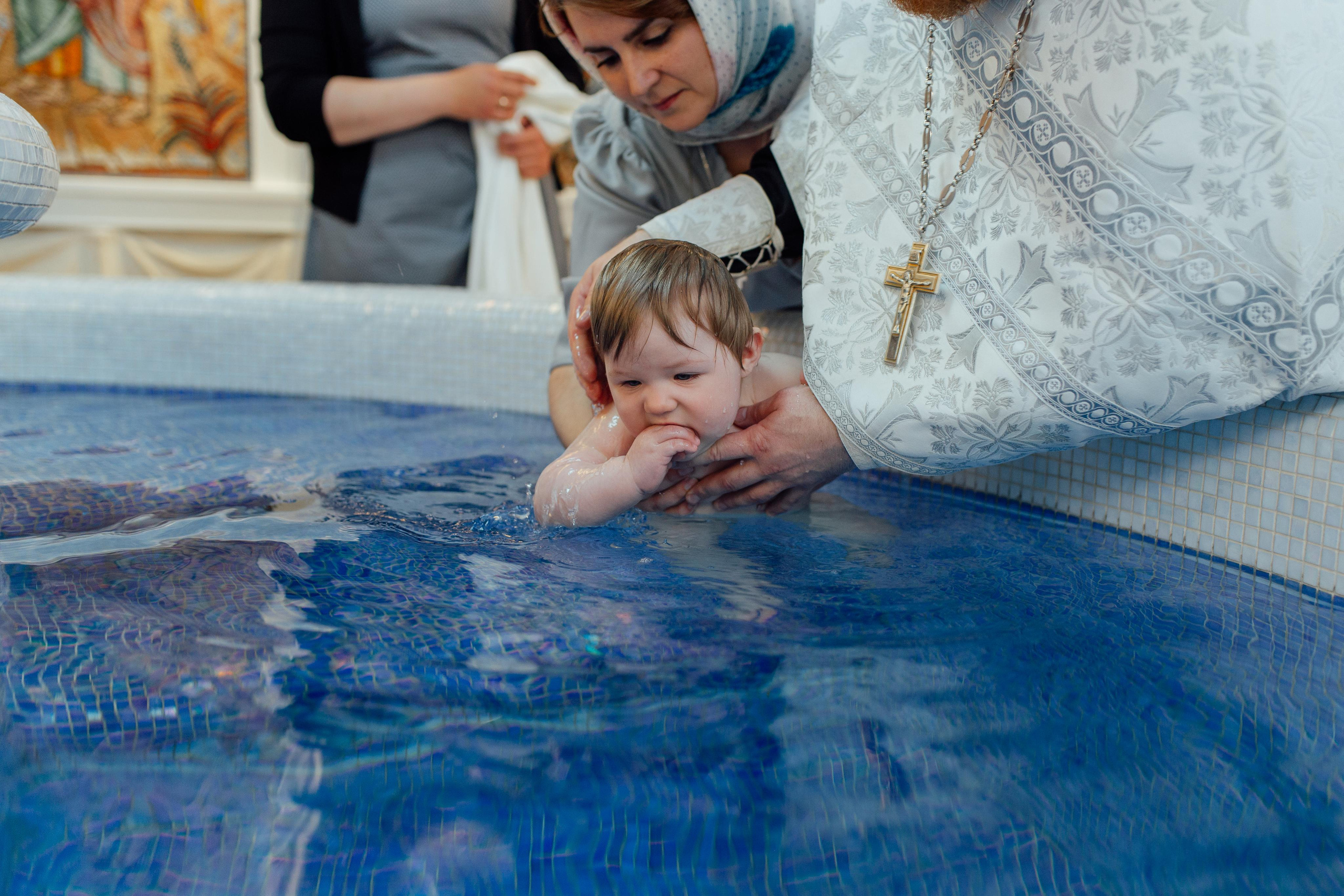 Таинство крещения Арины и Полины, Храм Святой Живоначальной Троицы, Минск