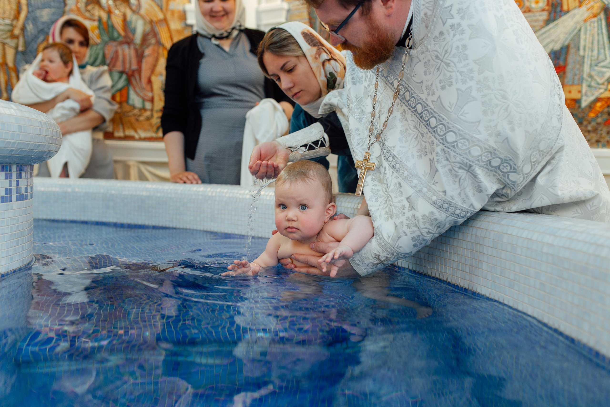 Таинство крещения Арины и Полины, Храм Святой Живоначальной Троицы, Минск