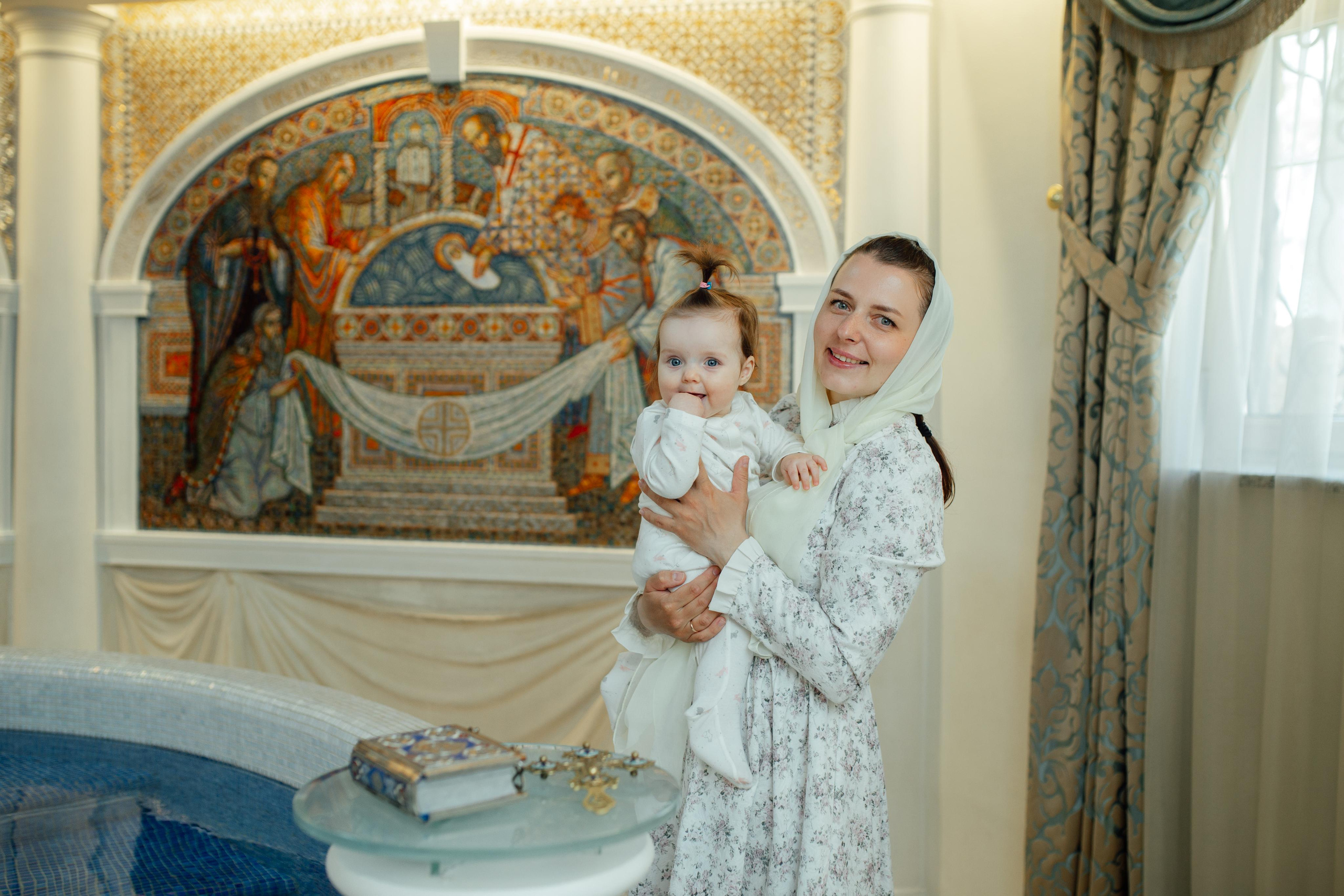 Таинство крещения Ксении, Храм Святой Живоначальной Троицы, Минск