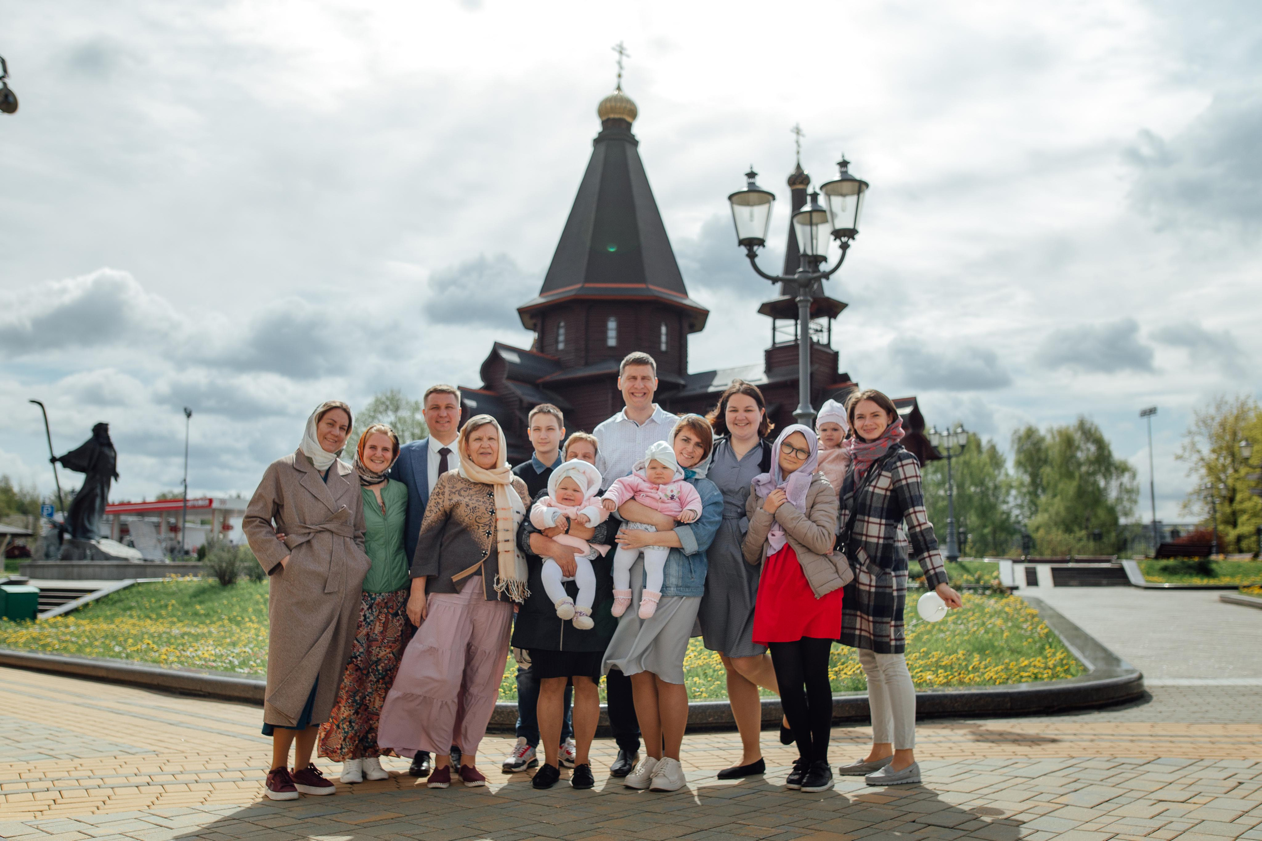 Таинство крещения Арины и Полины, Храм Святой Живоначальной Троицы, Минск