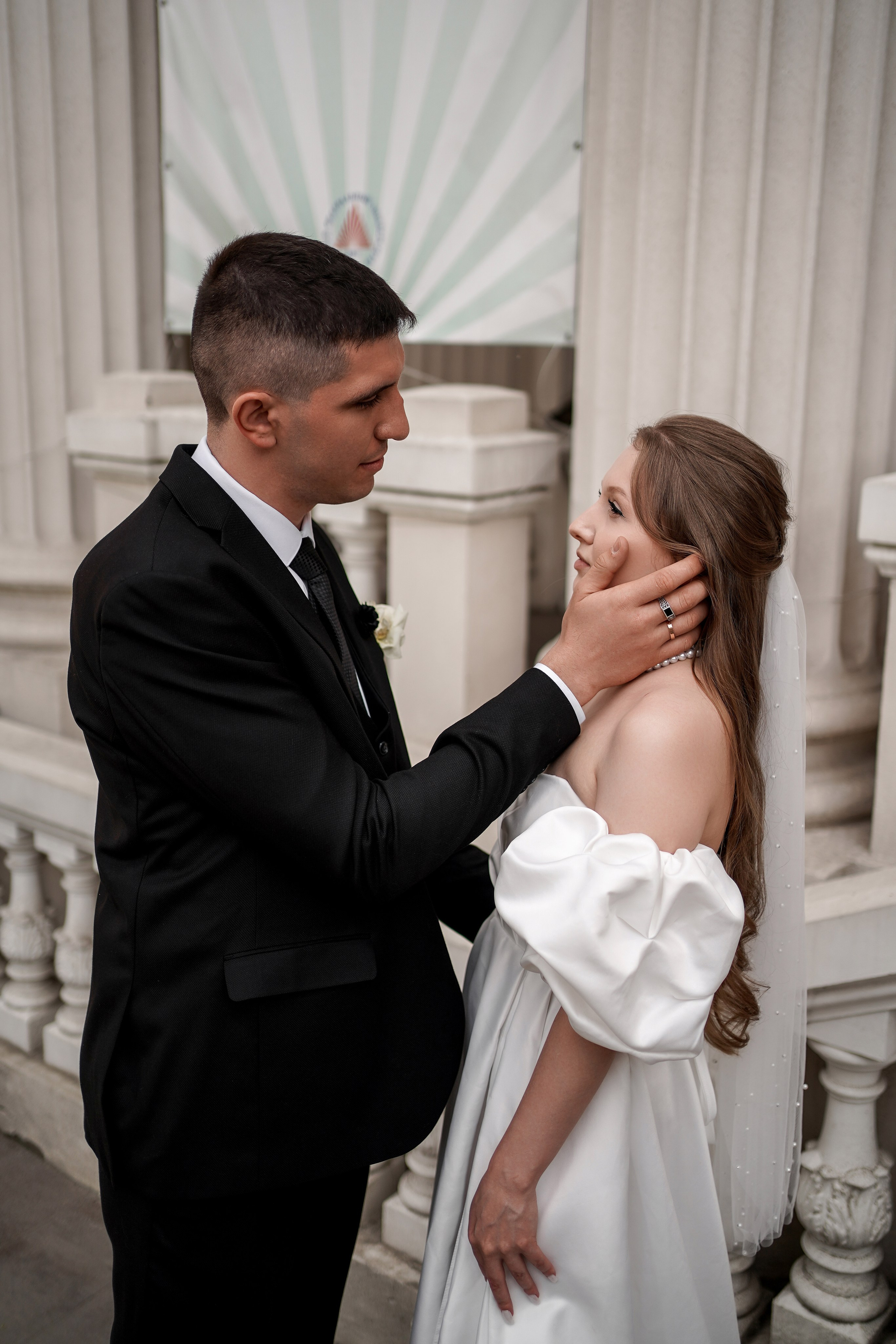 Свадебная прогулка Жанны и Рамиса в парке имени Октябрьской революции. Свадебный фотограф в Ростове-на-Дону. Таинство Крещения и Венчания, семейные фотосессии. Алёна Чёботова