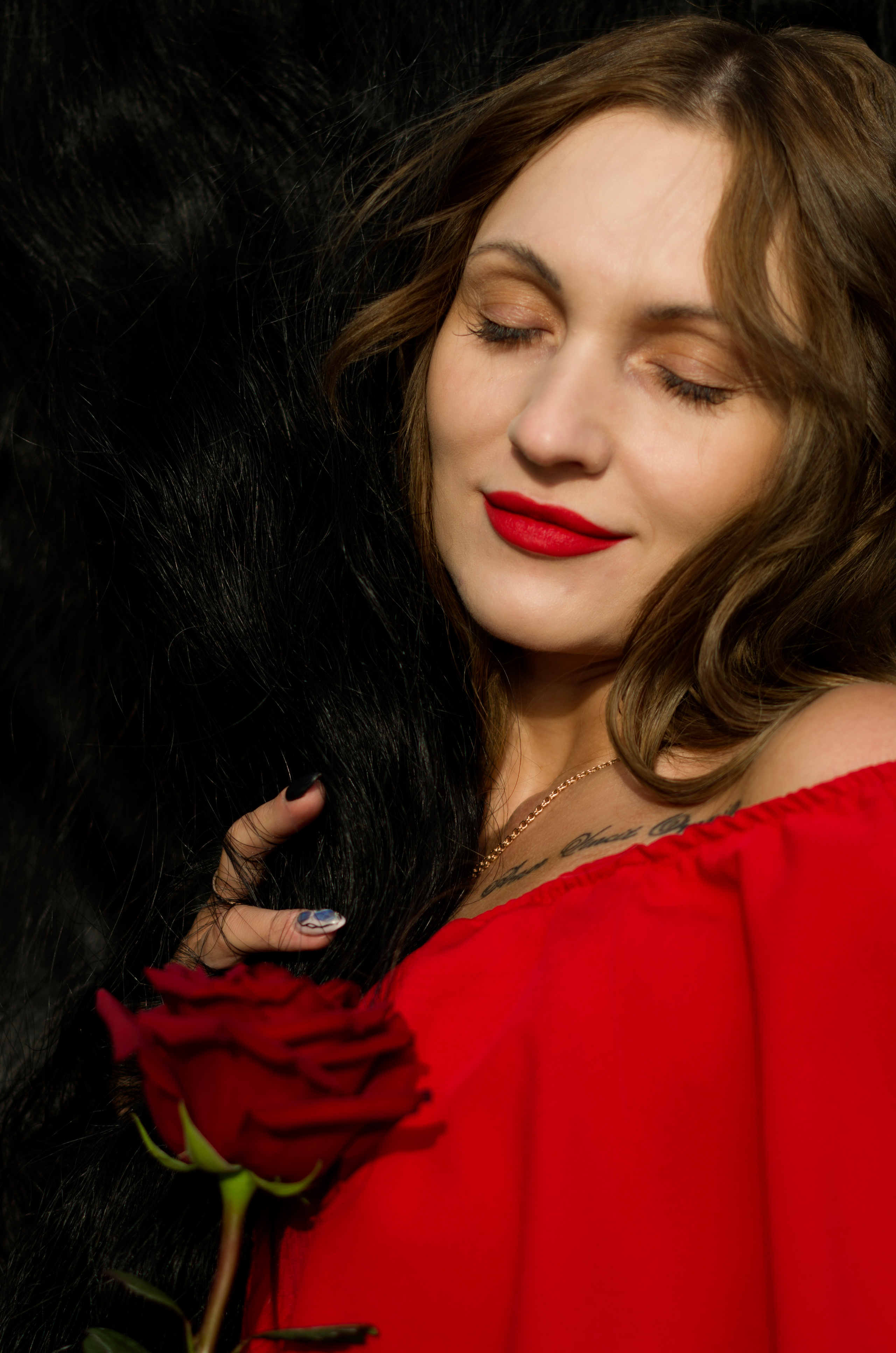 Женский портрет: classic. Фотограф Марина Доглядная Челябинск фотосессии с лошадьми, мотоциклами