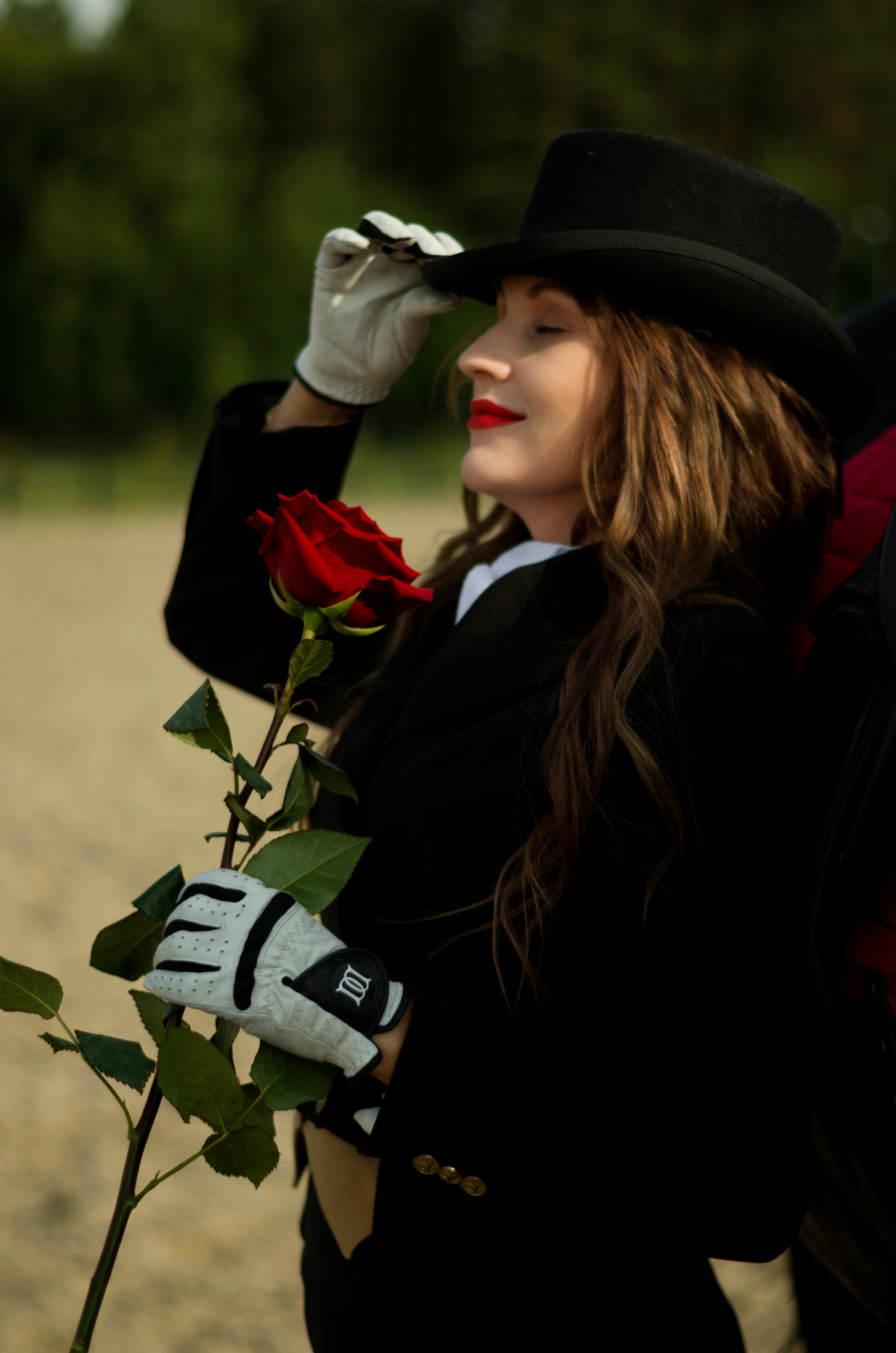 Женский портрет: classic. Фотограф Марина Доглядная Челябинск фотосессии с лошадьми, мотоциклами