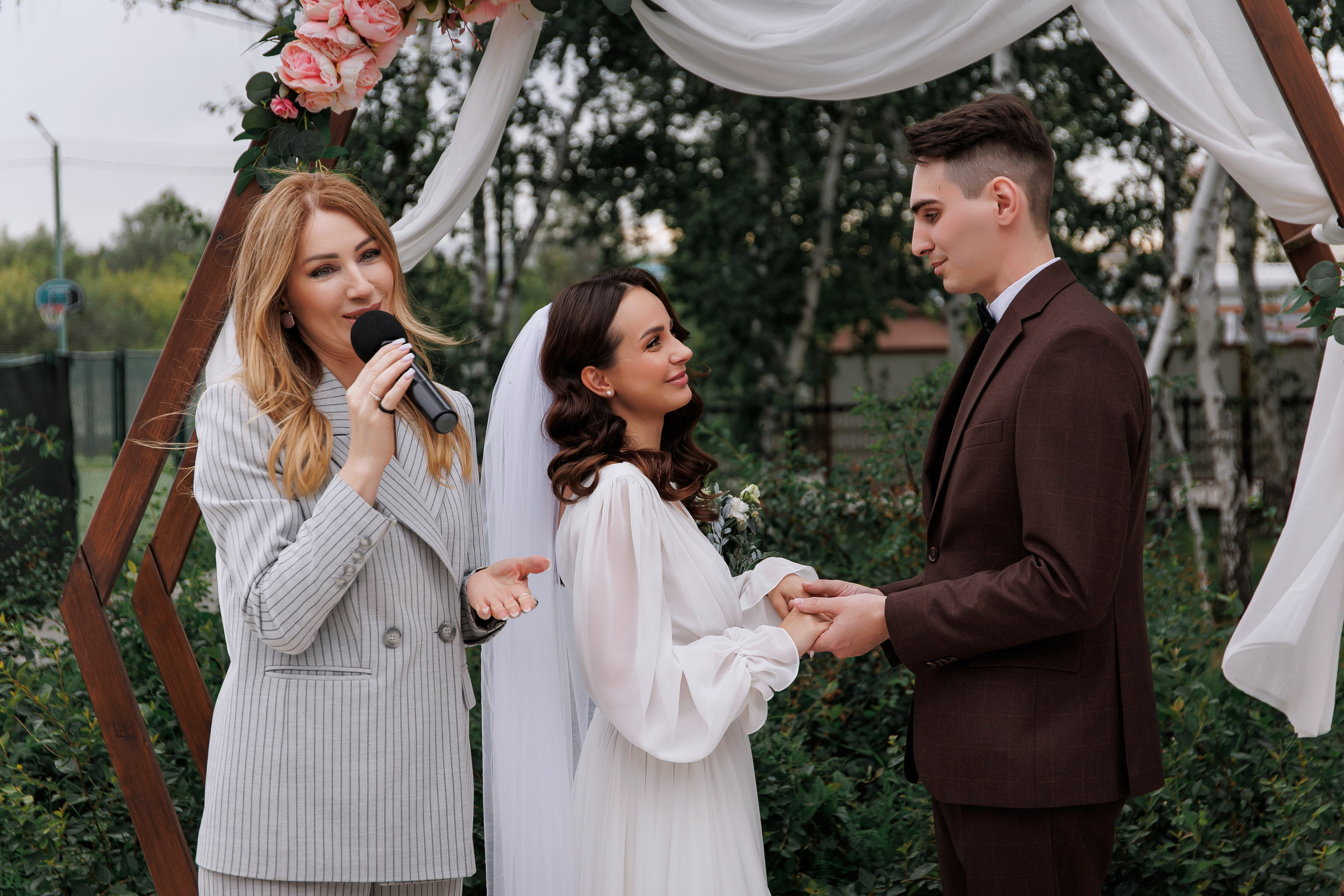 Екатерина и Денис. Свадебный фотограф в Омске Яна Савина