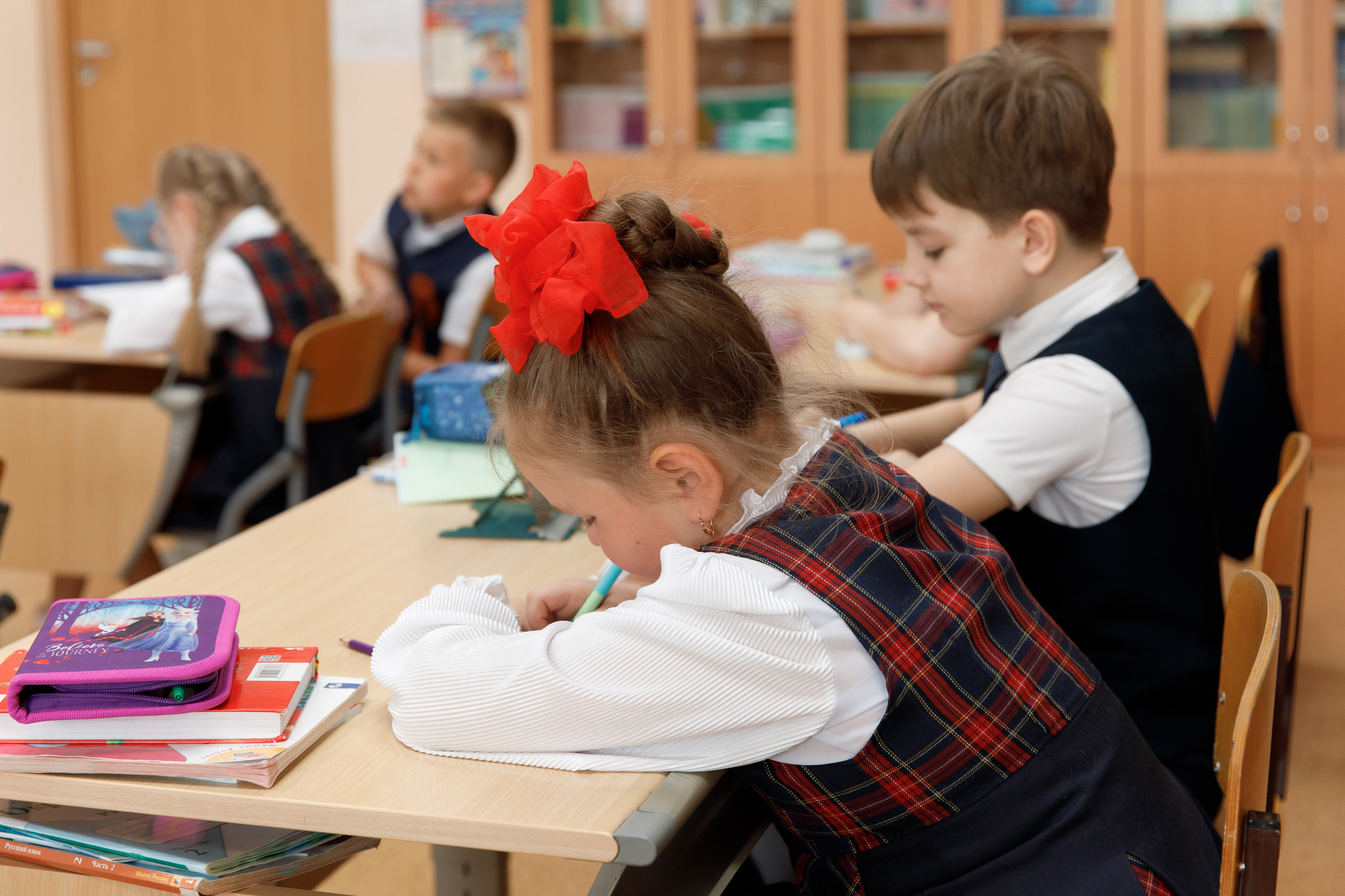 Школа «Кристалл» | 2 класс. Свадебный, семейный и школьный фотограф в Сызрани Максим Баталов