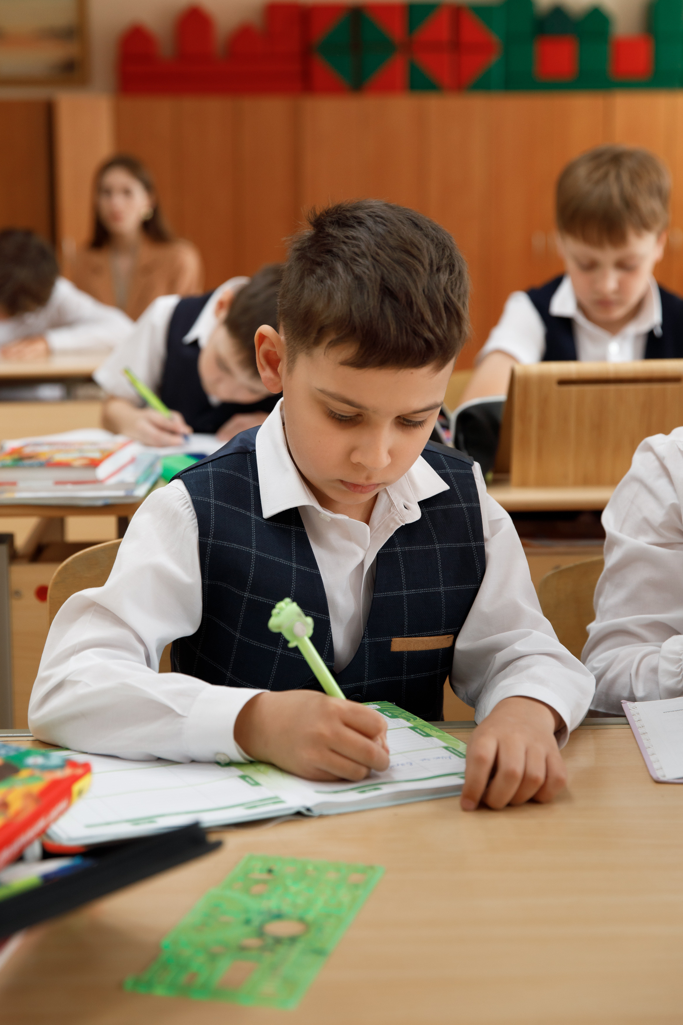 Школа «Кристалл» | 2 класс. Свадебный, семейный и школьный фотограф в Сызрани Максим Баталов