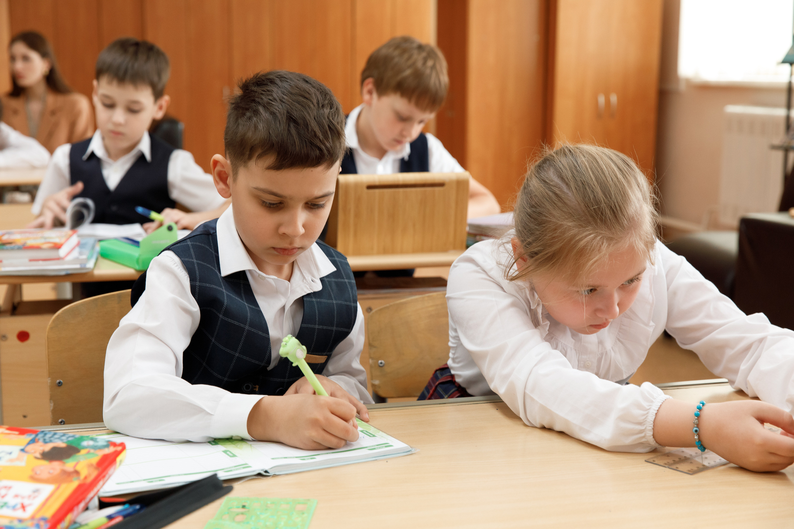 Школа «Кристалл» | 2 класс. Свадебный, семейный и школьный фотограф в Сызрани Максим Баталов