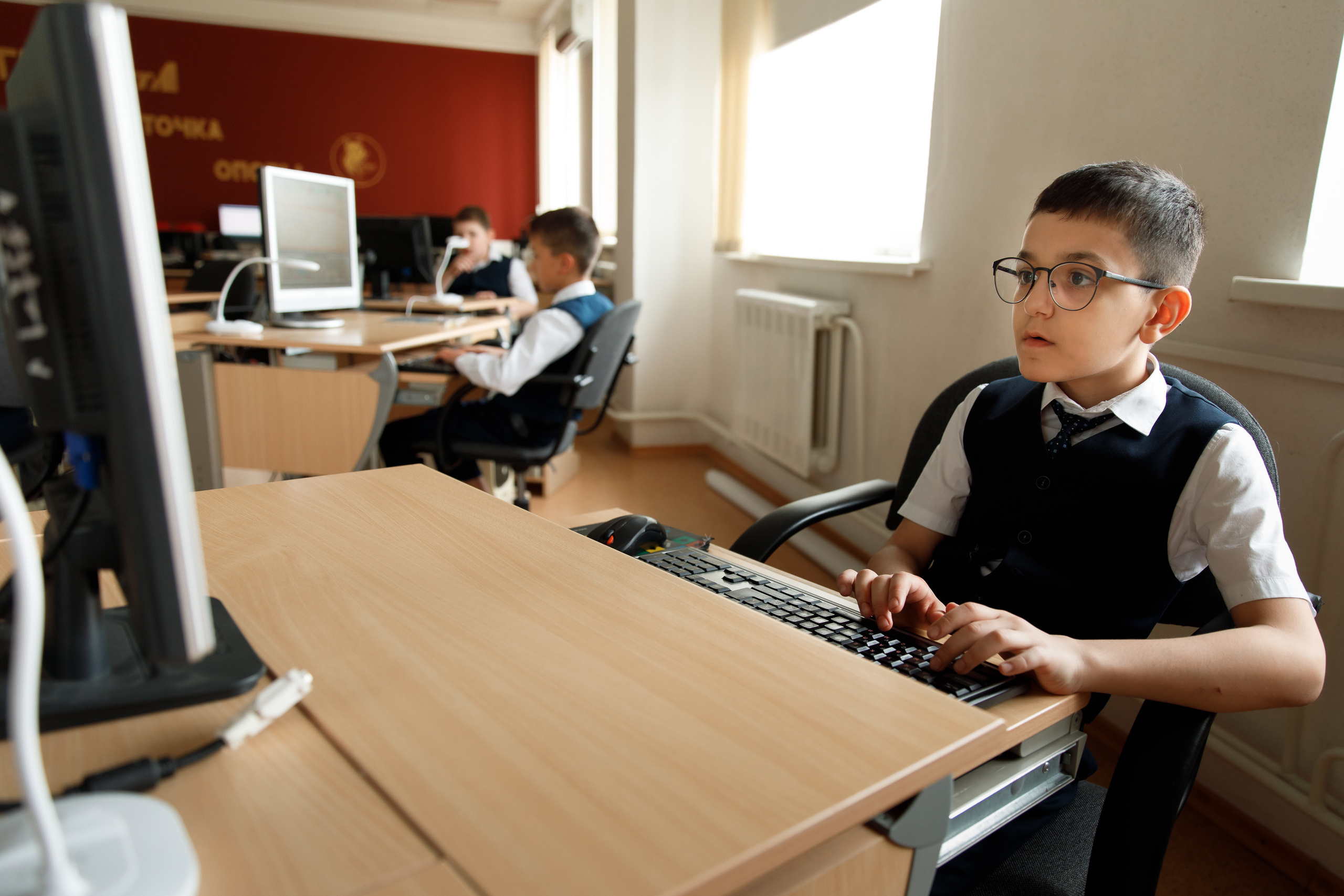 Школа «Кристалл» | 2 класс. Свадебный, семейный и школьный фотограф в Сызрани Максим Баталов