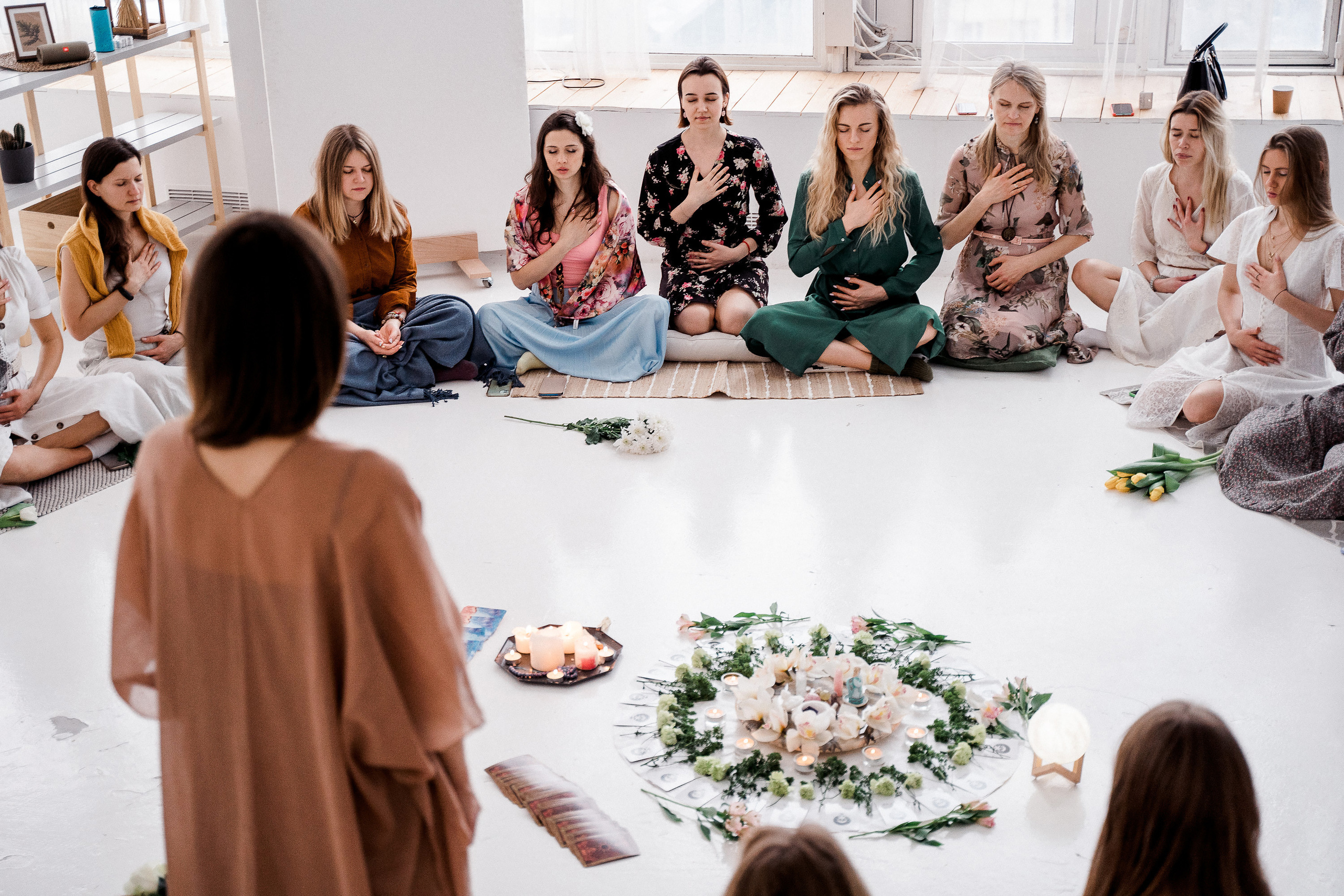 Репортажная съемка мероприятия — женский круг. Бизнес портрет в Москве — фотограф Елена Назаренко