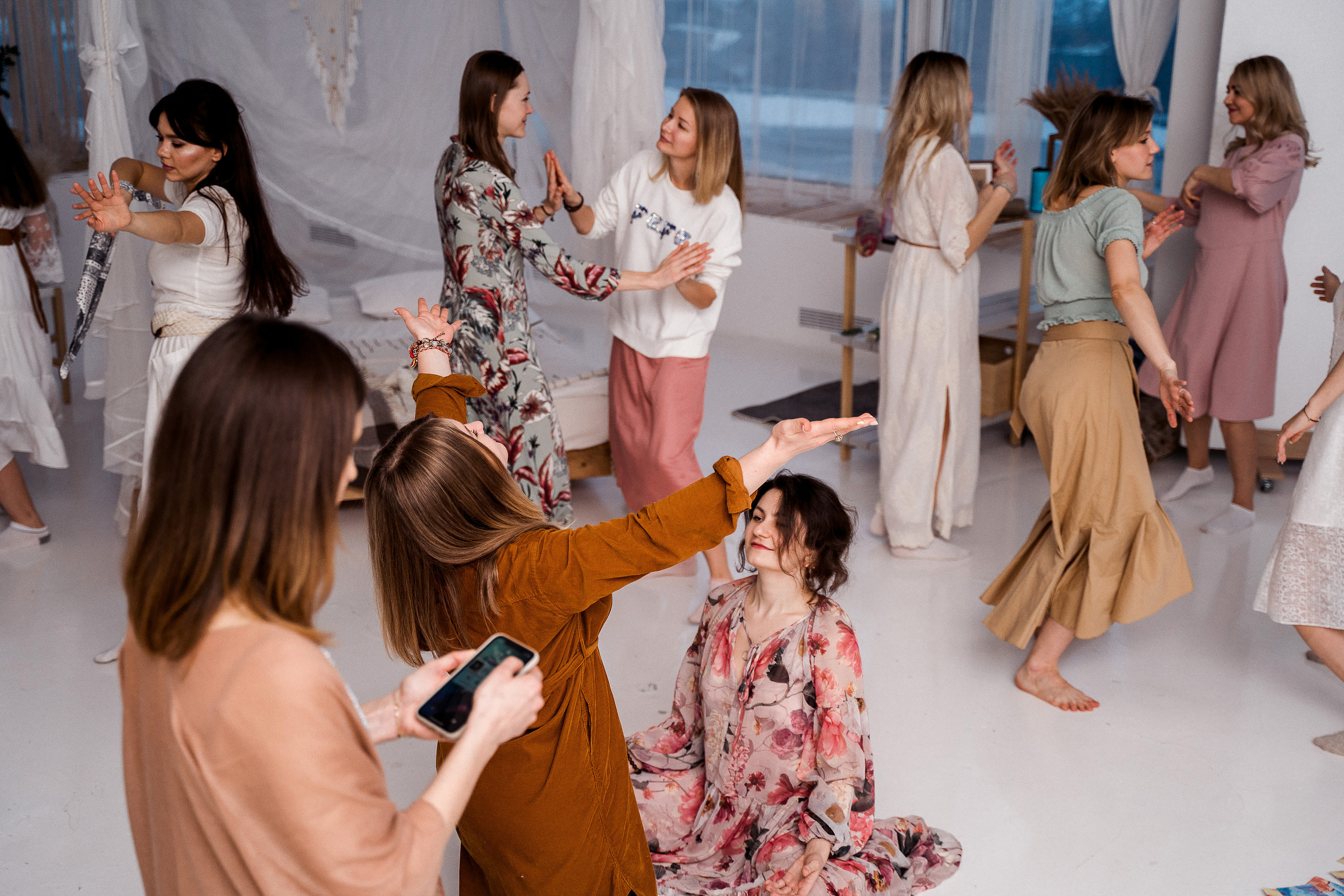 Репортажная съемка мероприятия — женский круг. Бизнес портрет в Москве — фотограф Елена Назаренко