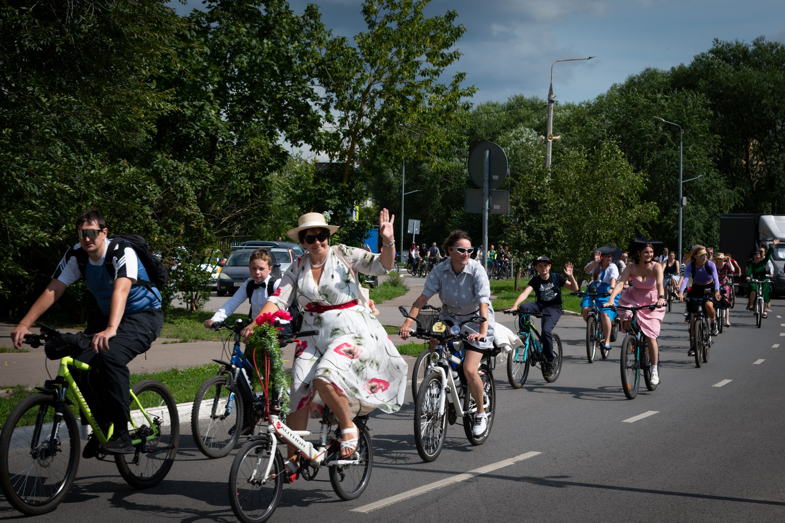«Леди на велосипеде» — велопробег по г. Жуковскому 2025. Репортажный фотограф Сыбер Мартти
