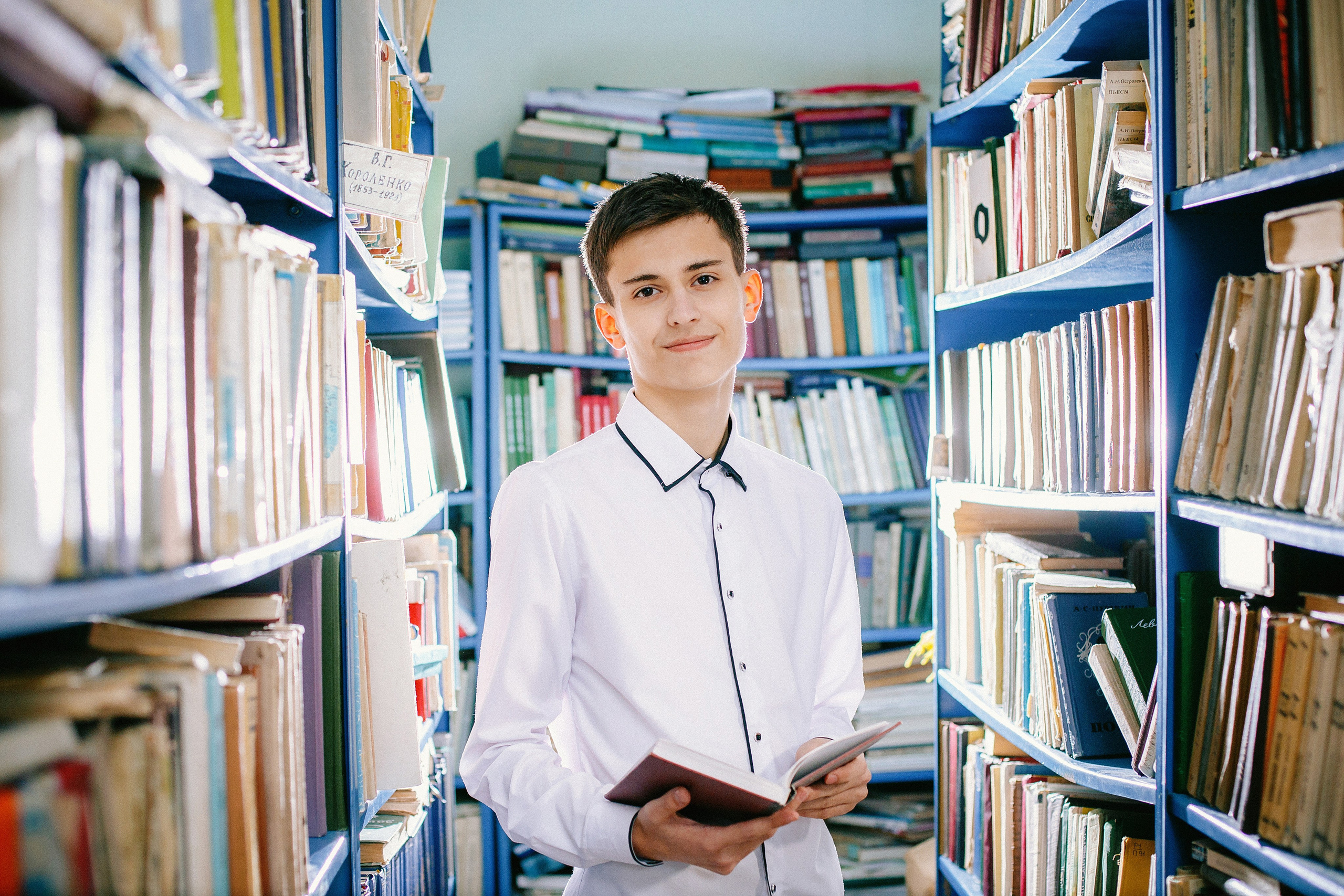 Выпускные альбомы портреты Искитим Бердск Новосибирск. Выпускные альбомы Искитим, Бердск и Новосибирск Крюкова Елена