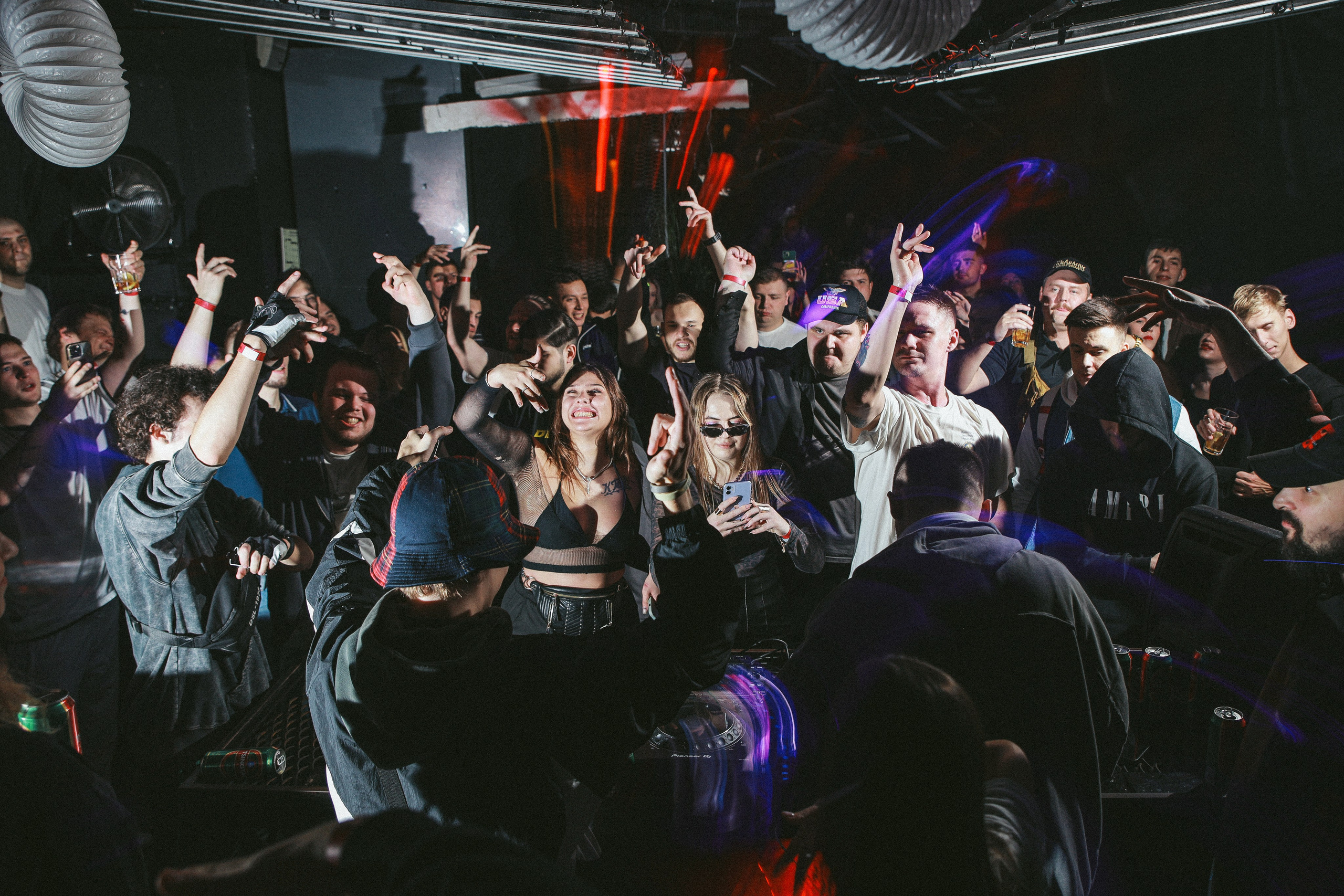 House Of Rap. Свадебный и репортажный фотограф в Москве Иван Васильев