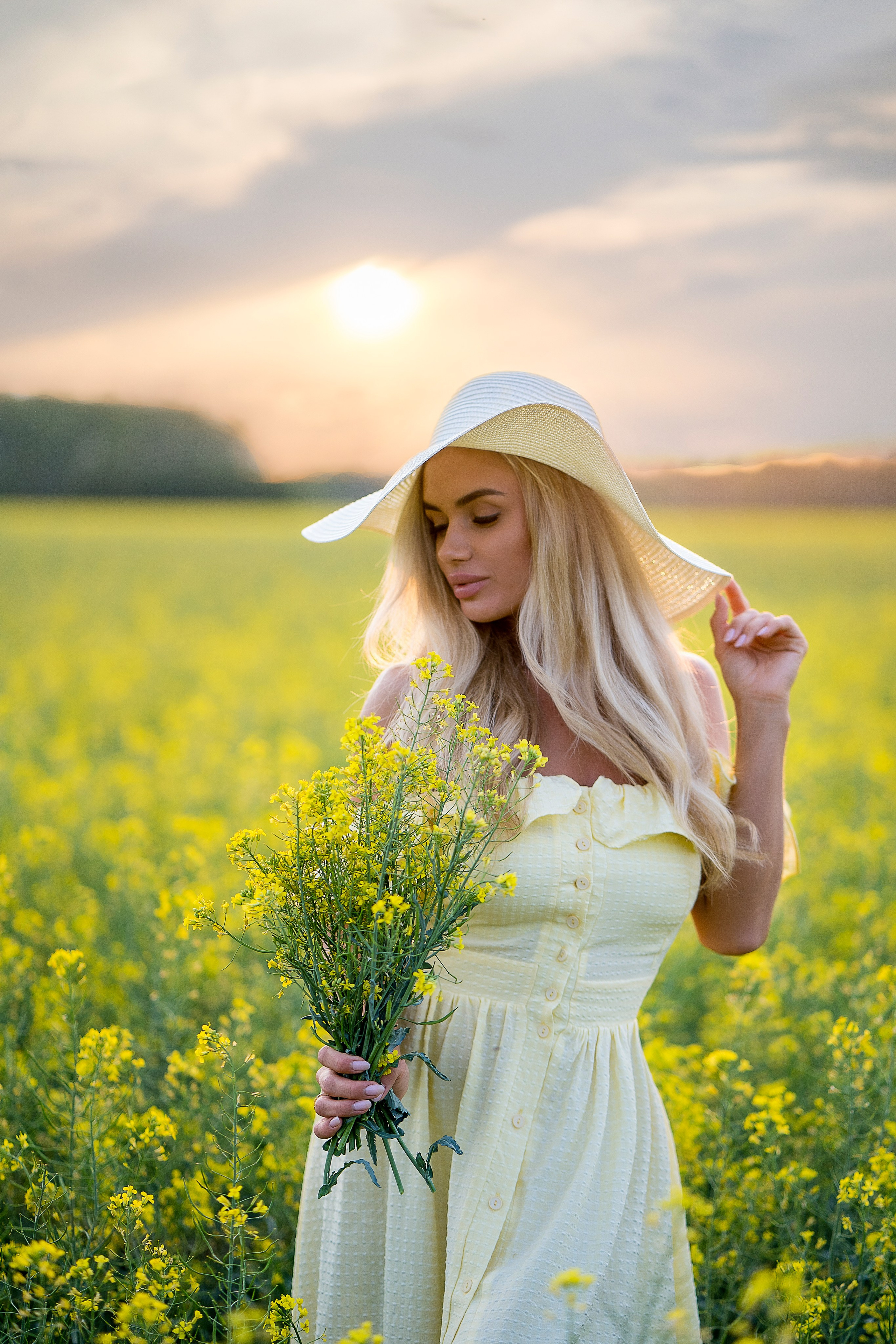 Виктория. Главная