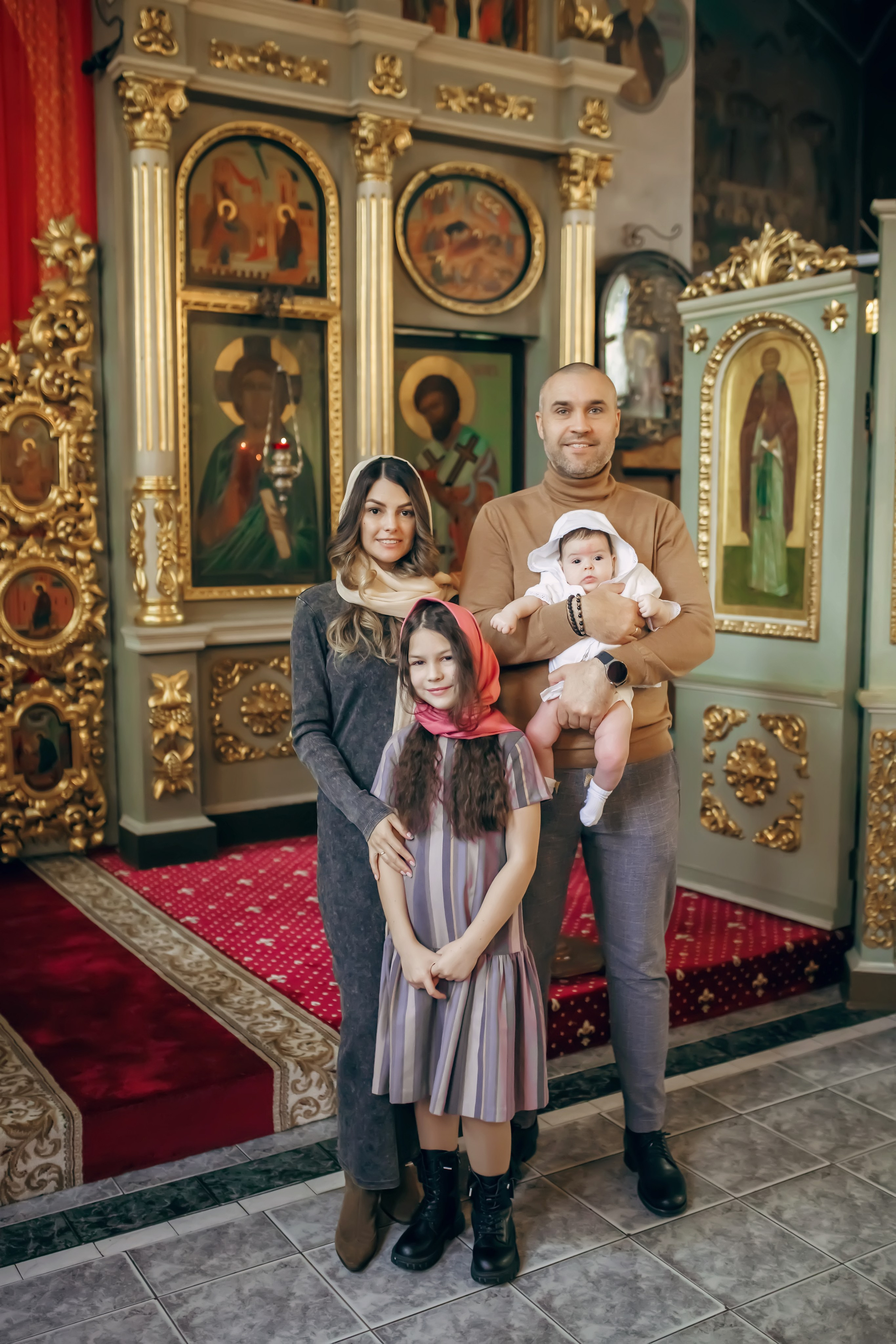 Крещение Марии. Фотограф на Крещение, семейный фотограф в Москве