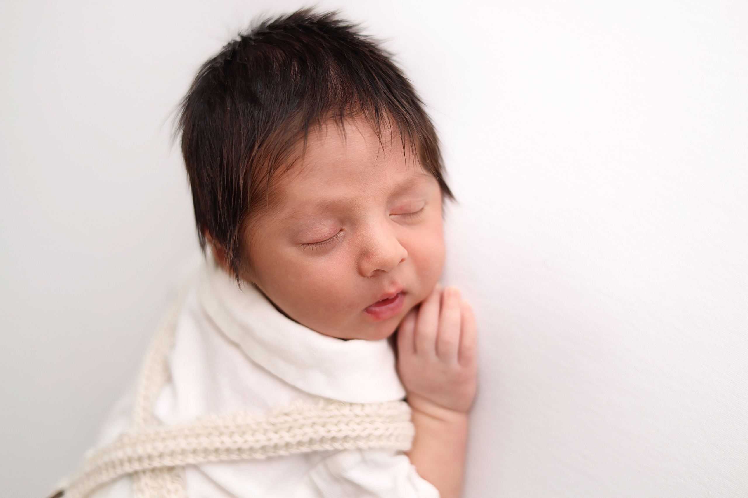 Ньюборн фотосъемка в Москве. Фотограф новорожденных Столярова Светлана. Фотограф новорожденных Москва. Ньюборн фотограф Москва