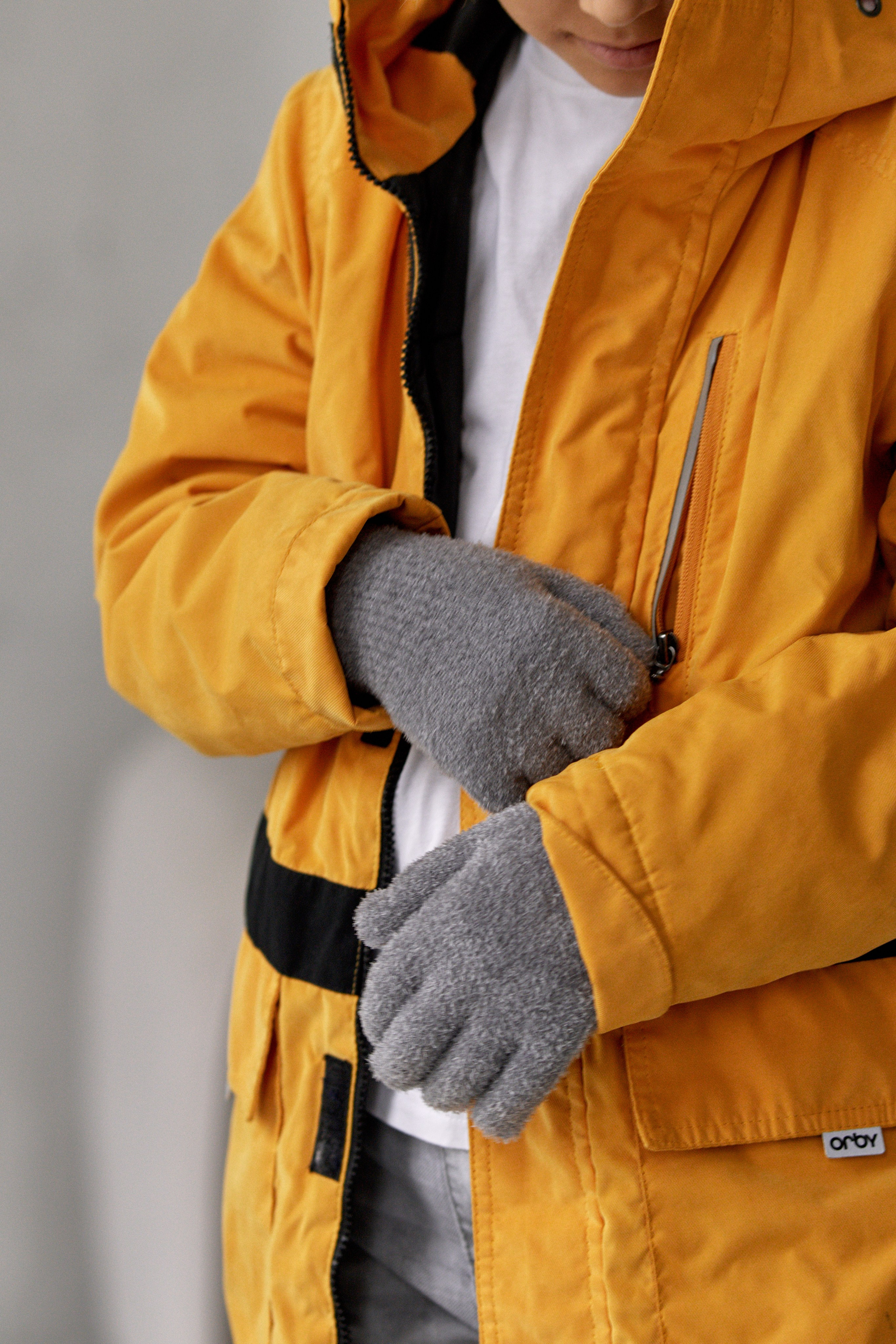 Зимние перчатки. Фото съемка товаров для макретплейсов Воронеж