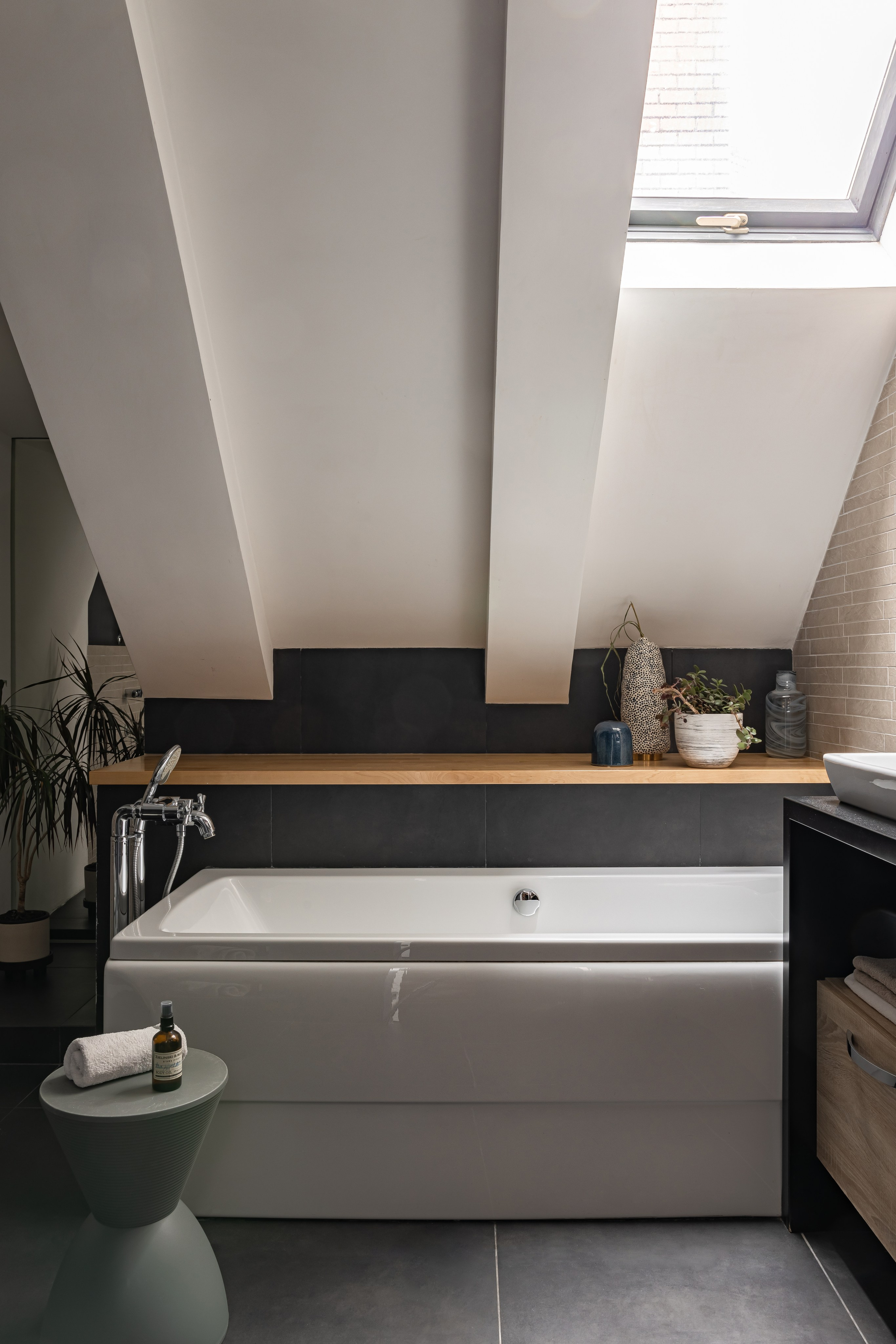 Квартира архитектора Алисы Басовой. Стилист Анна Исупова. Иван Благушин. Интерьерный и архитектурный фотограф в Москве и Санкт-Петербурге