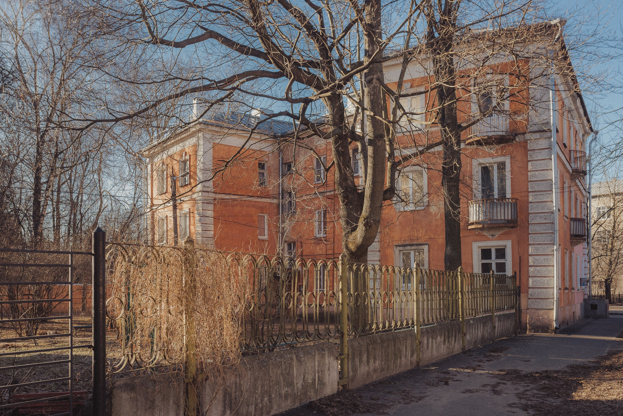 Проект #улицыгорода. Ярославль, улица Лизы Чайкиной. Документальный фотограф Илья Тихановский