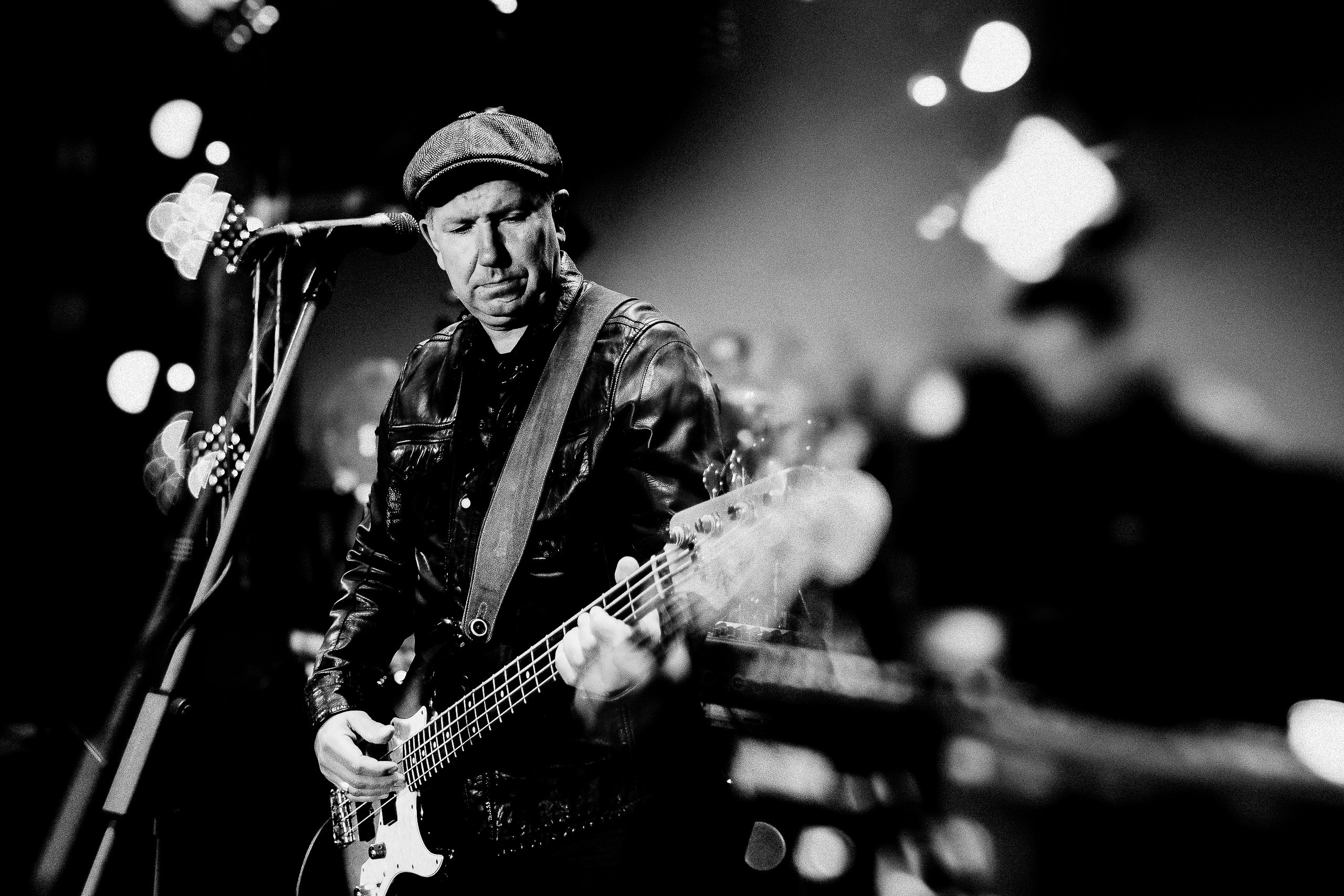 Концерт группы Uma2rman в Москве, 27.09.25, СК Лужники. Сергей Крестовский. Фотограф Юлия Губина. 