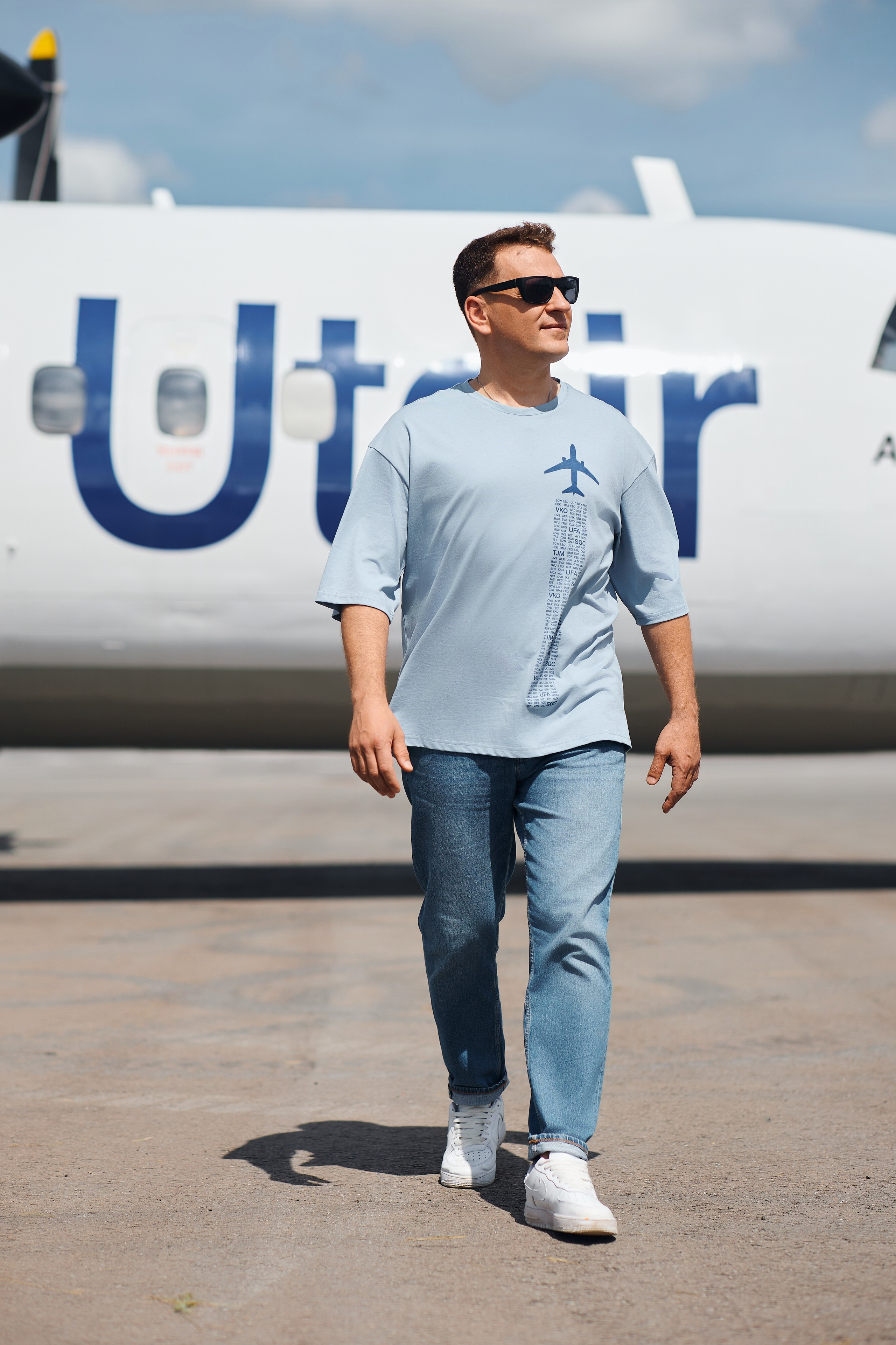 Utair. Мерч. Бизнес портрет Аэросъемка Интерьерная съемка Тюмень