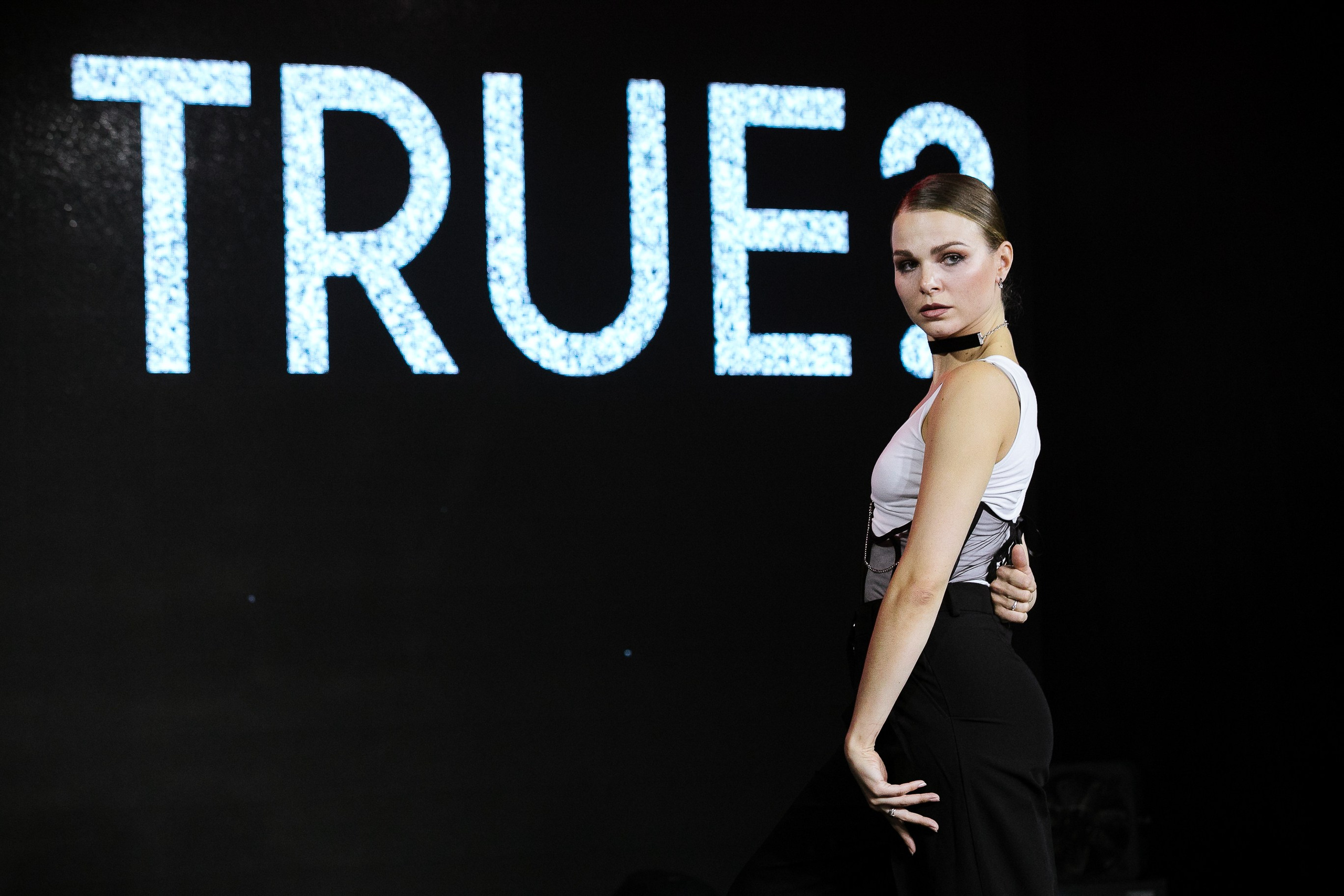 Выступления. VICTOR SAPOZHNIKOV