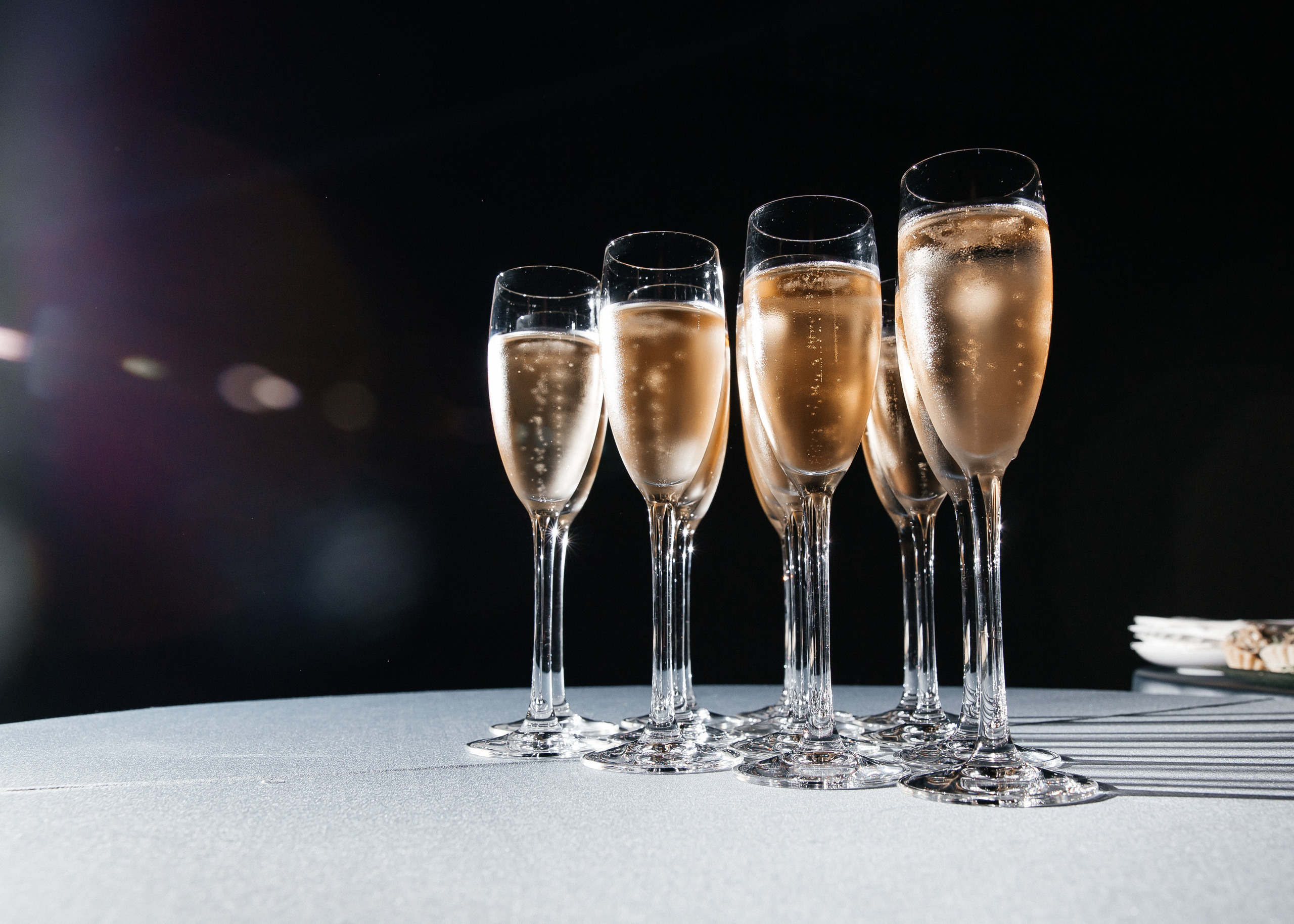 Уютная свадьба — Аскар и Катя на Марсовом поле. Свадебный фотограф в Оренбурге Илья Володьков