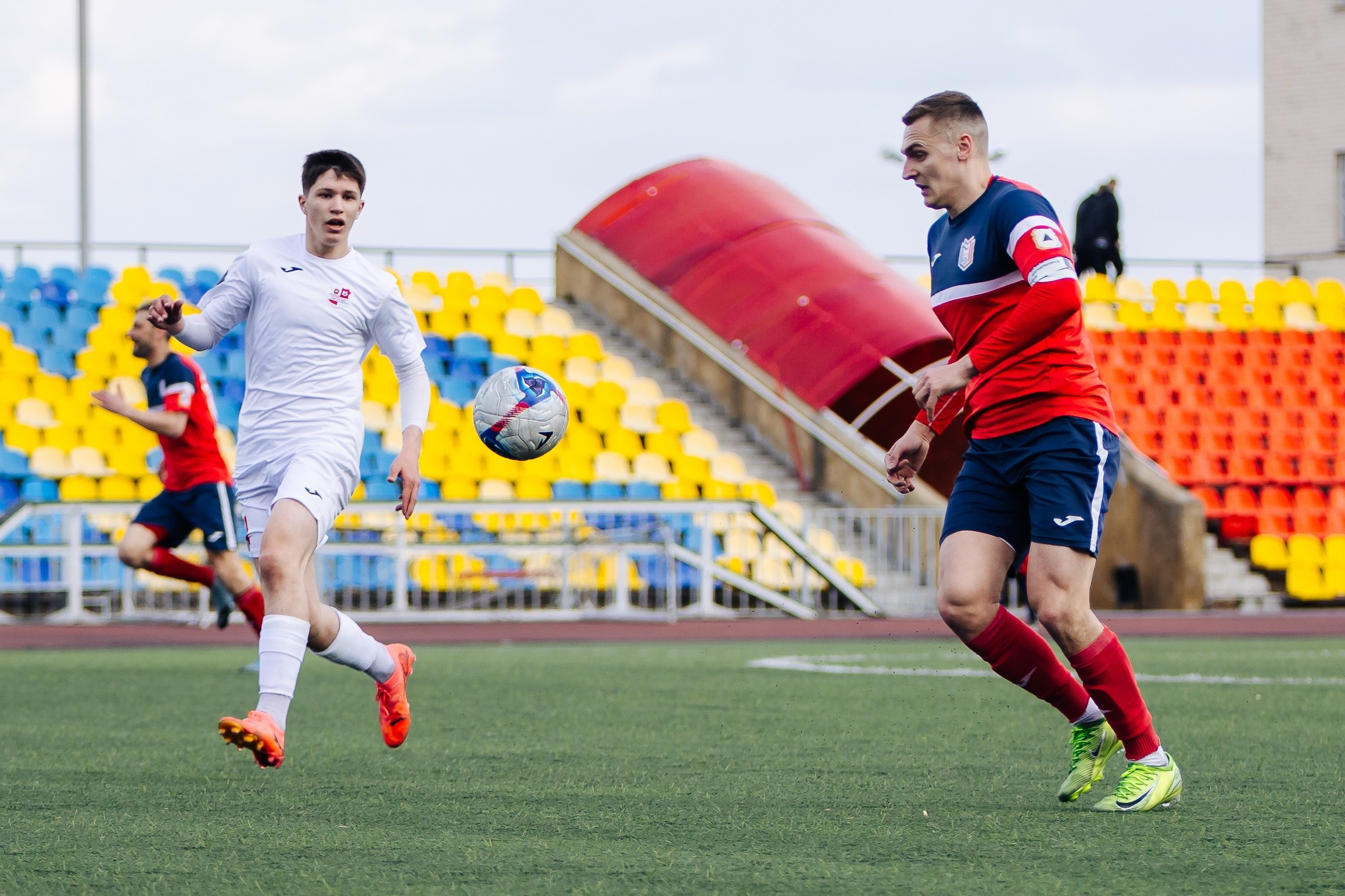 ФК «Металлург-Магнитогорск» vs ФК «ОСШ-Челябинск-М» // 05.04.25. Денис Прохоров Фотограф в г. Магнитогорск