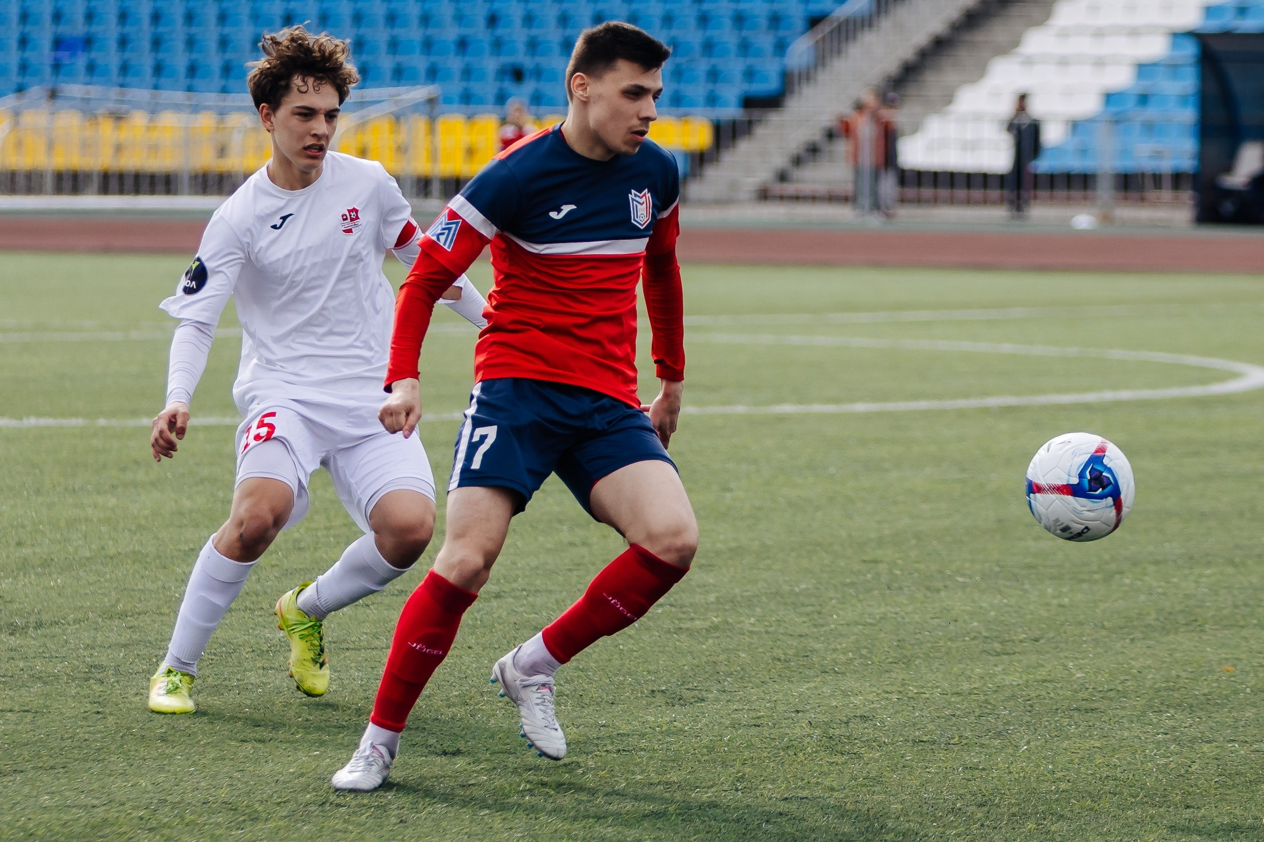 ФК «Металлург-Магнитогорск» vs ФК «ОСШ-Челябинск-М» // 05.04.25. Денис Прохоров Фотограф в г. Магнитогорск