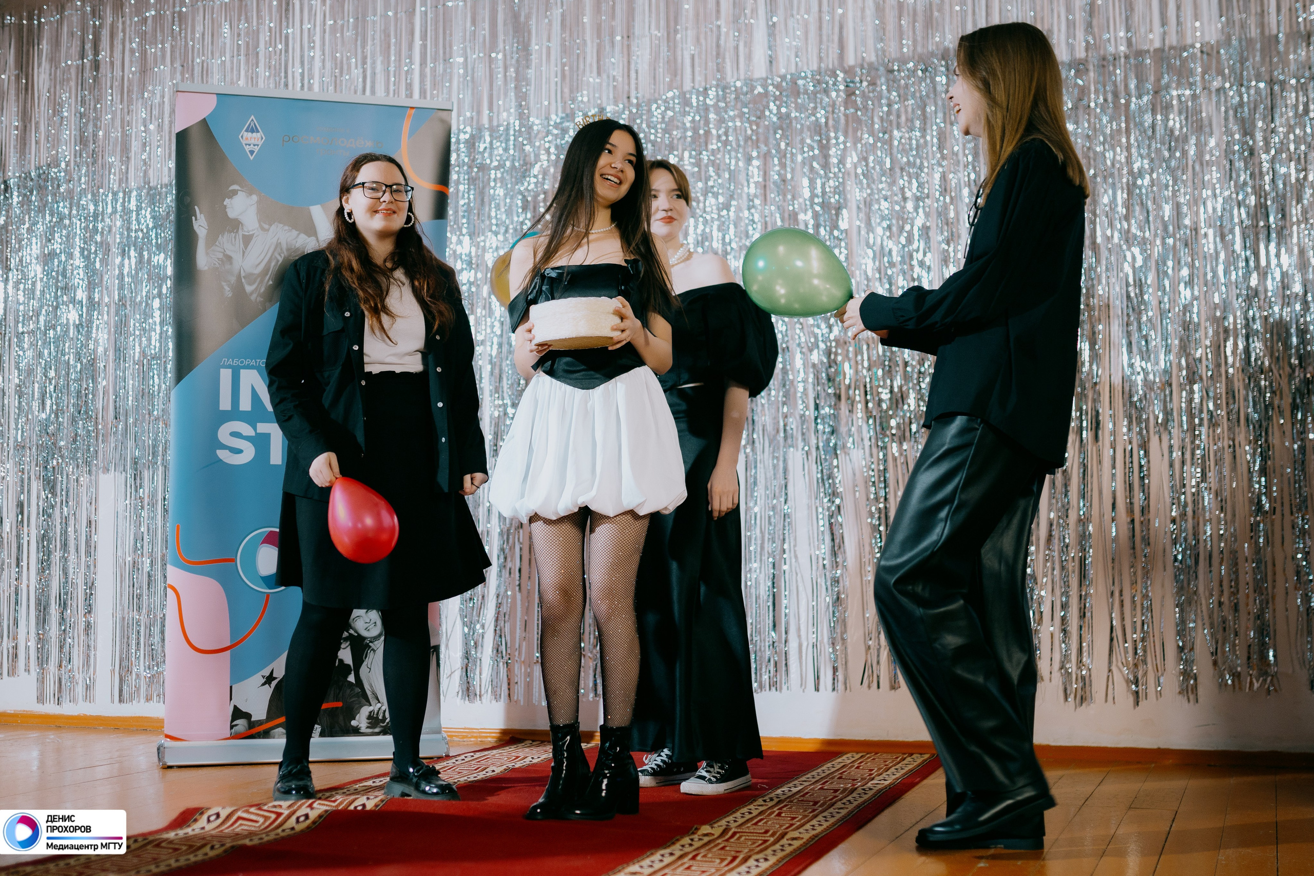 Квартирник «Мет-Гала-Медиа» // 29.11.2024. Денис Прохоров Фотограф в г. Магнитогорск