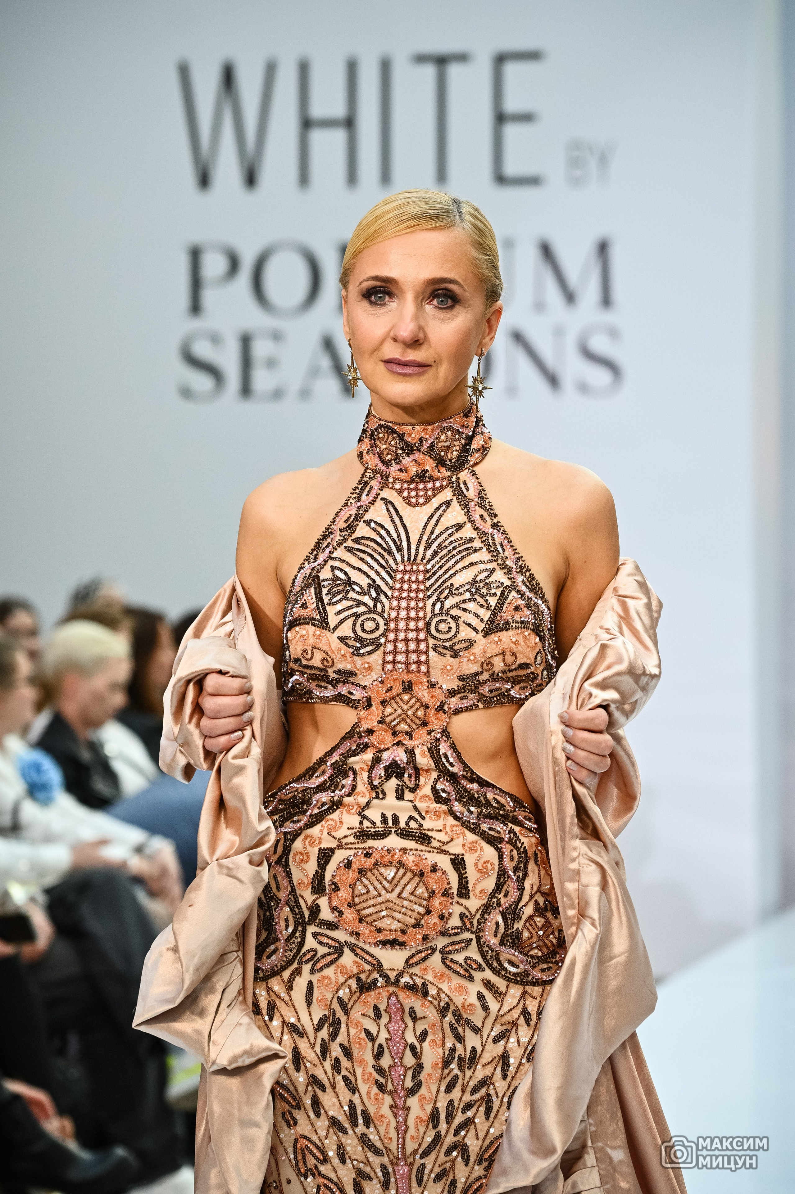 Модные показы. Фотограф Максим Мицун. Портрет, свадьба, репортаж, каталог