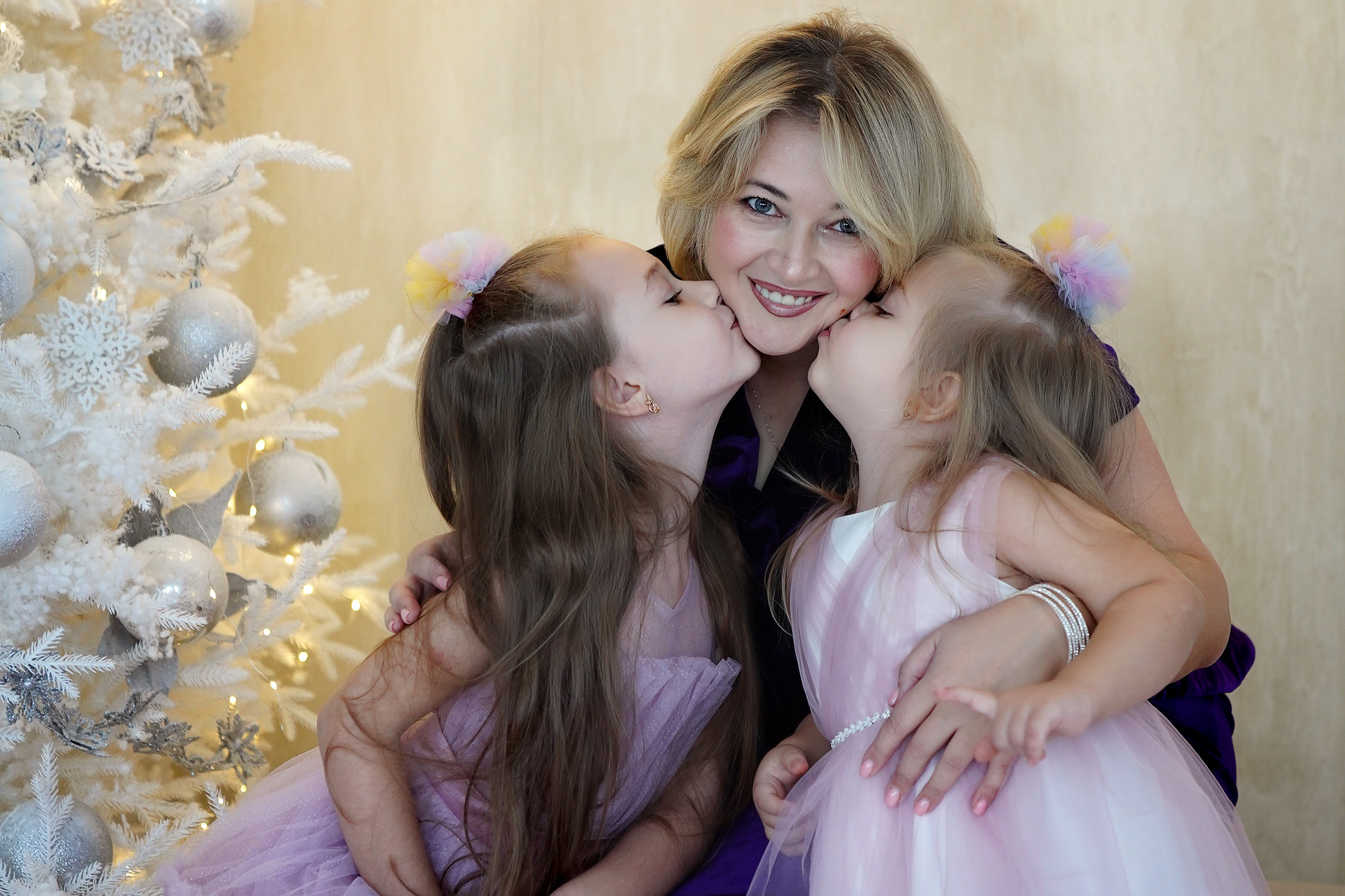 Семейная фотосессия в студии ZOOM (Сосенки). Семейный и детский фотограф в Москве Екатерина Офицерова