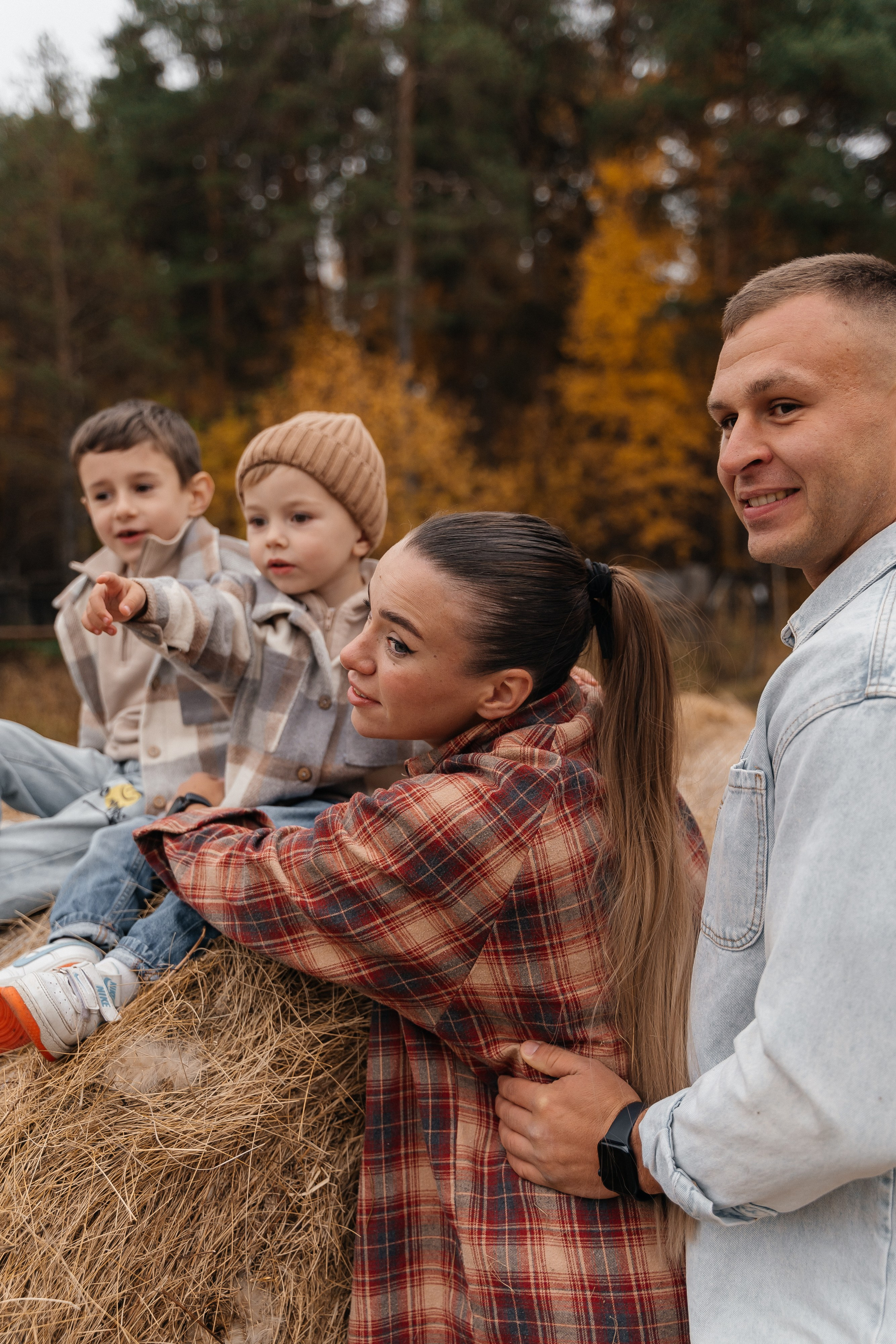 Никита, Аня, Лёва и Миша. Волик Мария