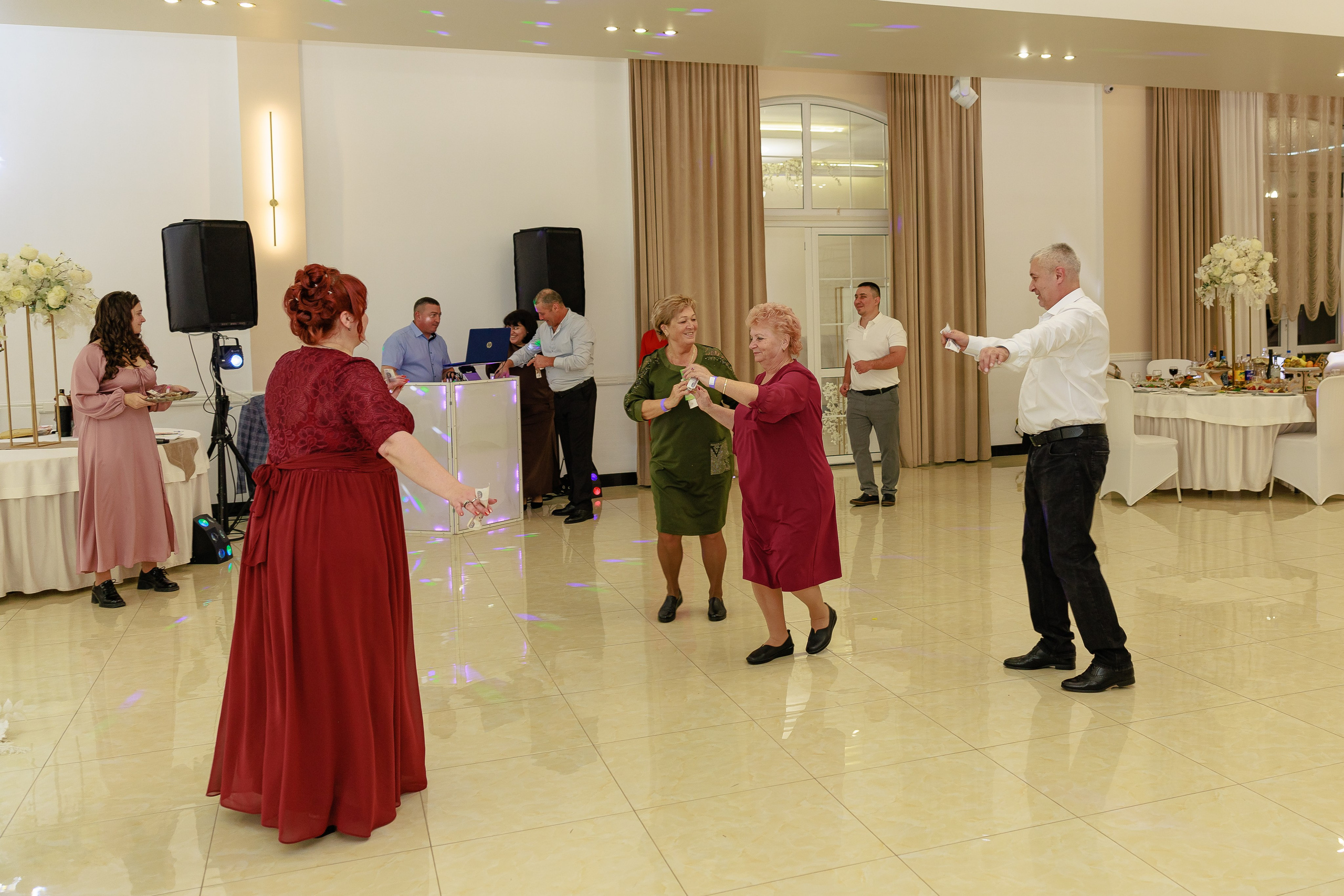 Данил и Сабина банкетный зал Beyaz Hall. Фотограф и видеограф в Крыму и Севастополе