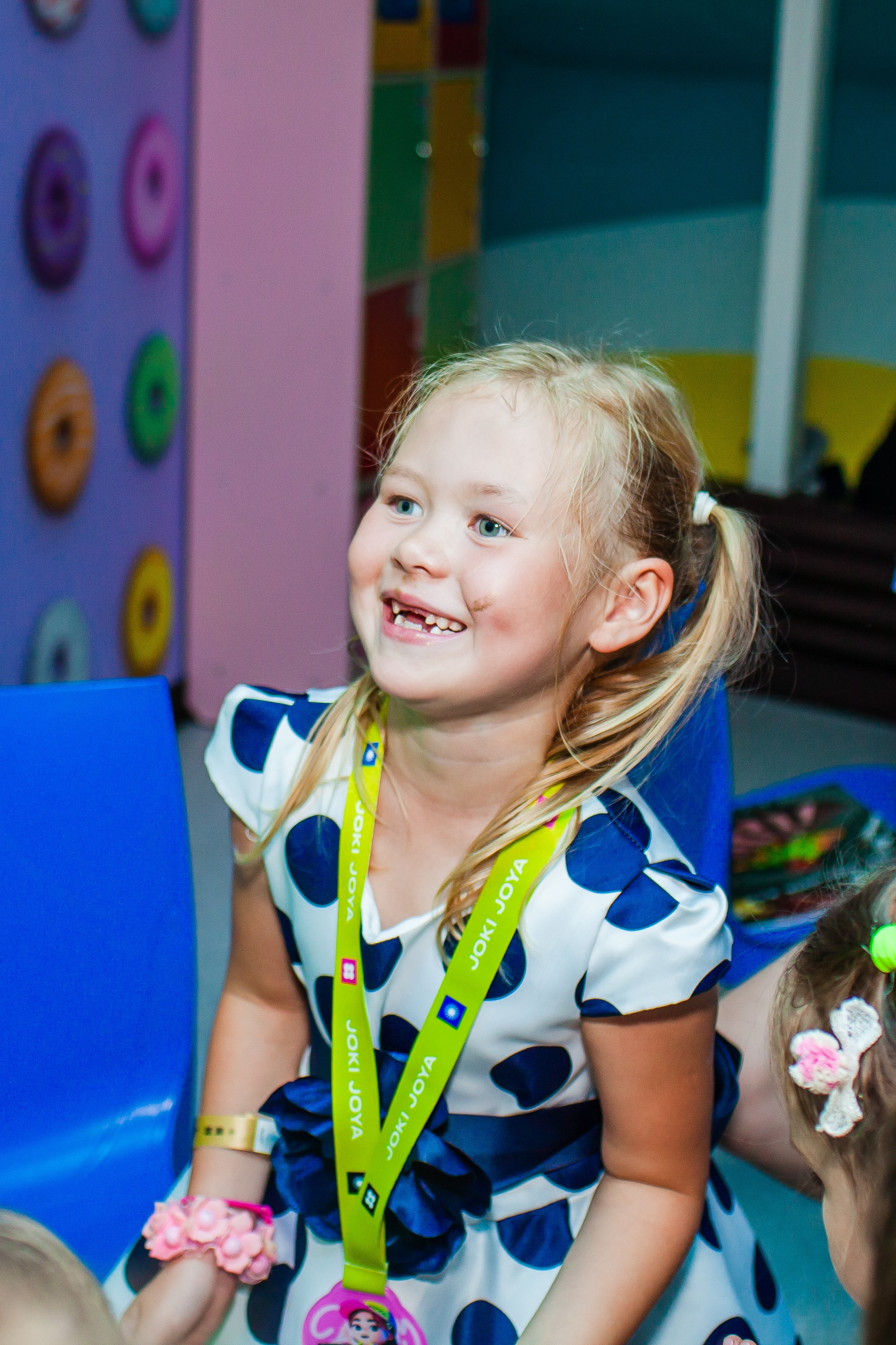 День рождения Даши Ленточная дискотека. Детский и семейный фотограф в Санкт-Петербурге Елизавета Сорокина