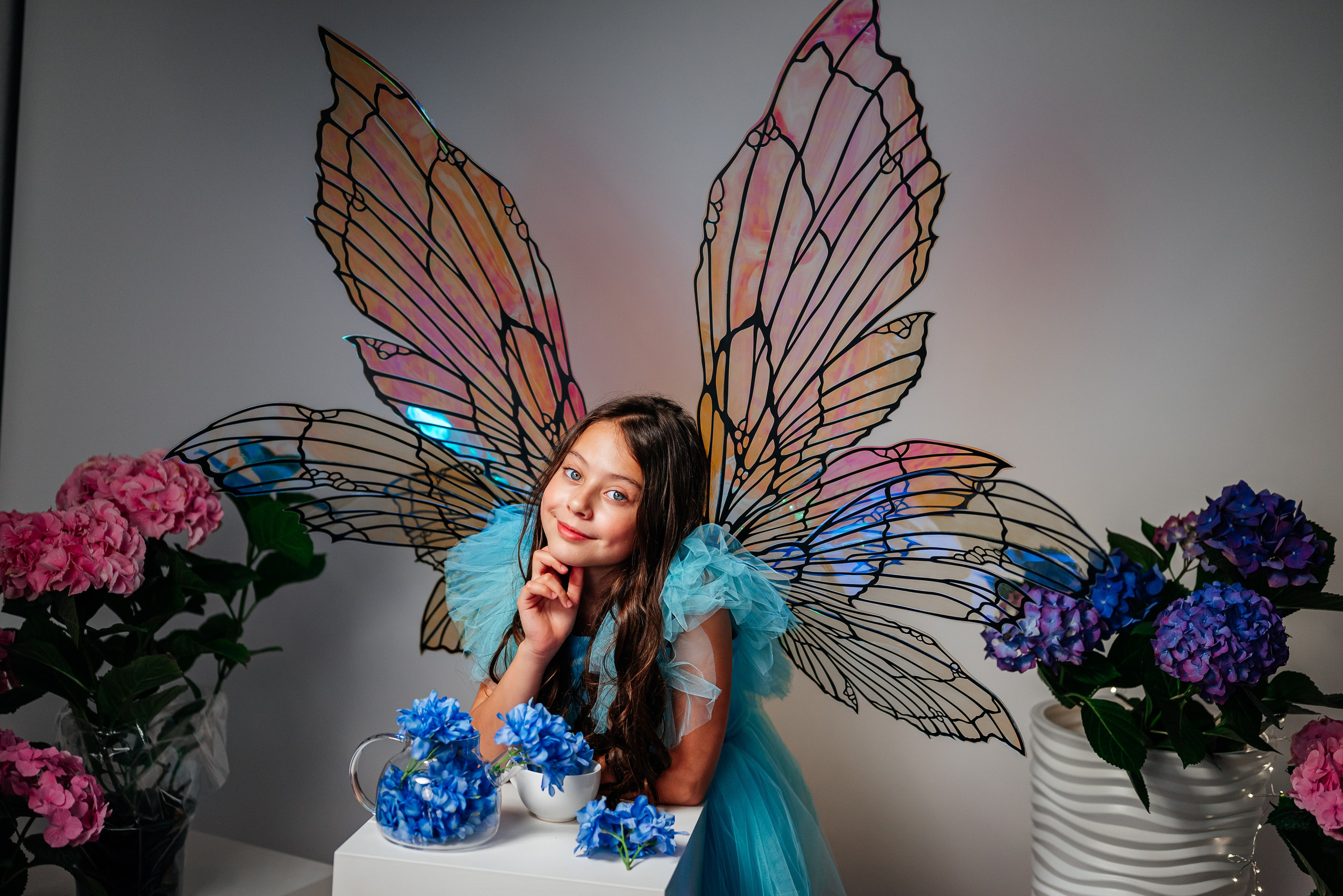 Вероника и гортензии. Семейный фотограф в Краснодаре