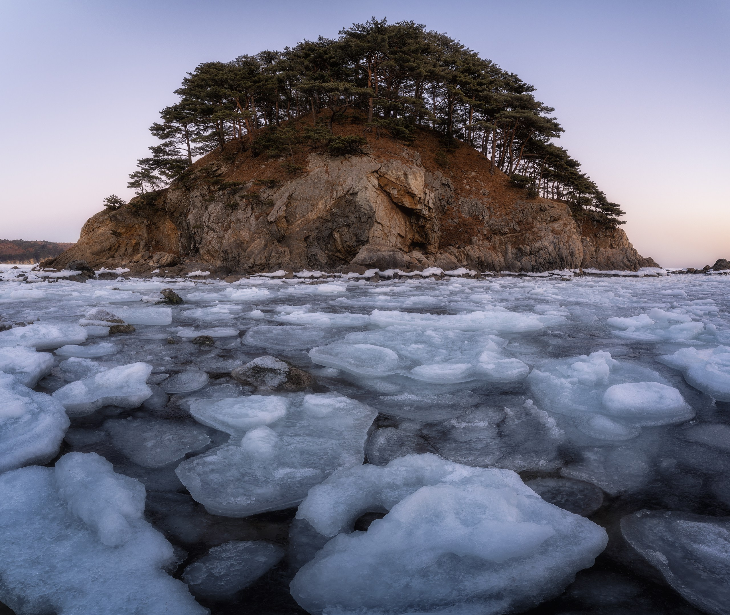 Остров Томящегося сердца. Россия, Приморский край, Хасанский МО. Январь 2025