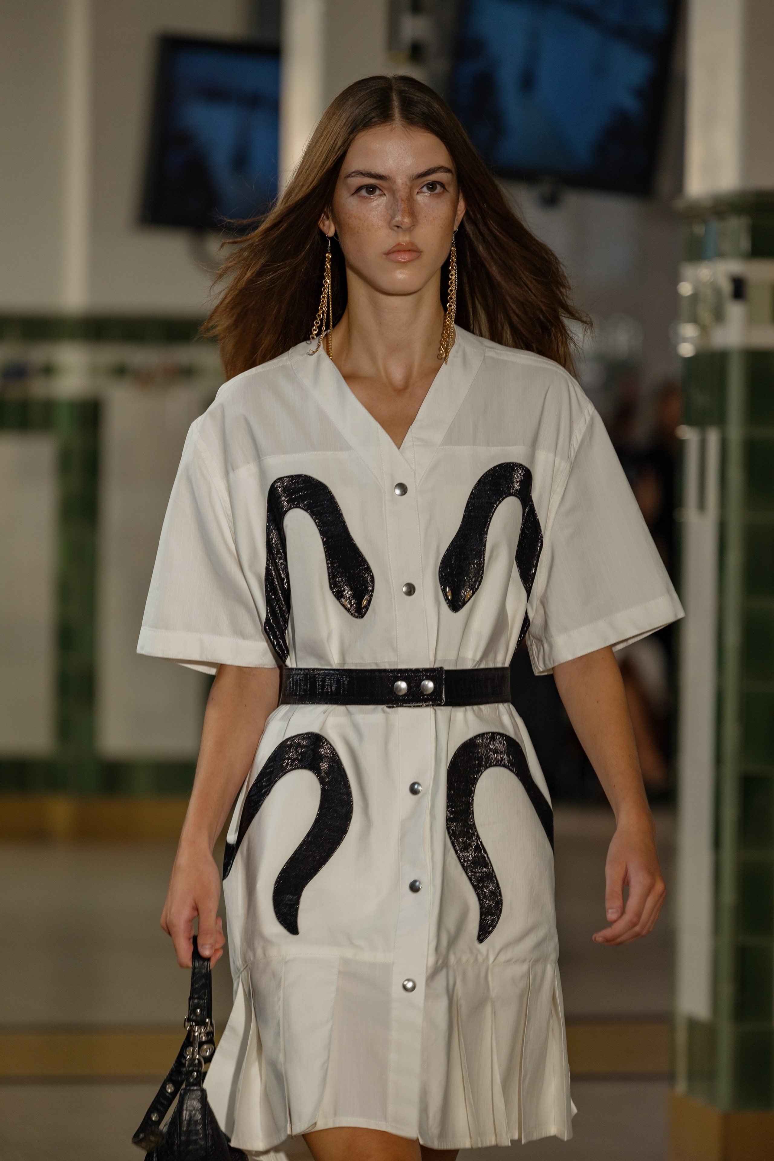 VICTORIA TOMAS. Photographer in Milan Ivan Goncharov