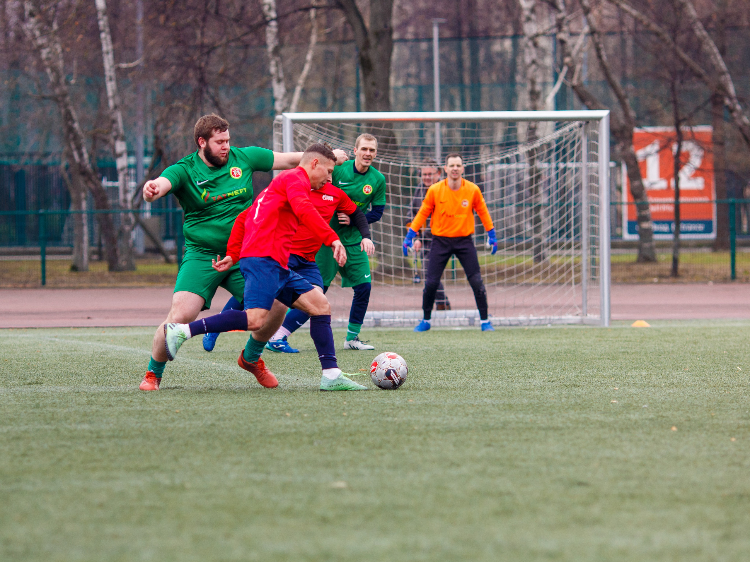Футбольный турнир Газпром Энергохолдинг. Репортажный фотограф Борис Геер
