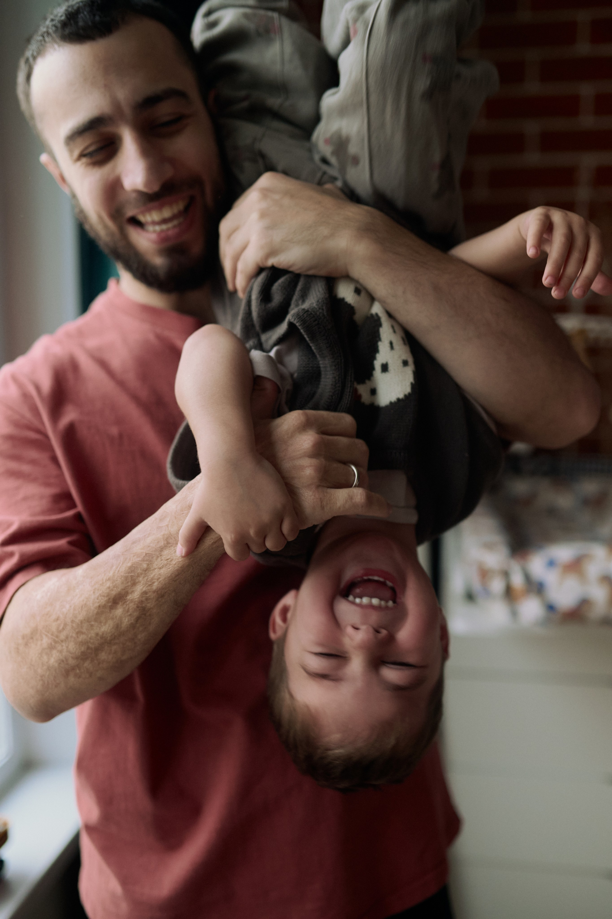 Эмир, Диана, Леон и Амин дома. Семейный и свадебный lifestyle-фотограф в Москве Мария Петрова