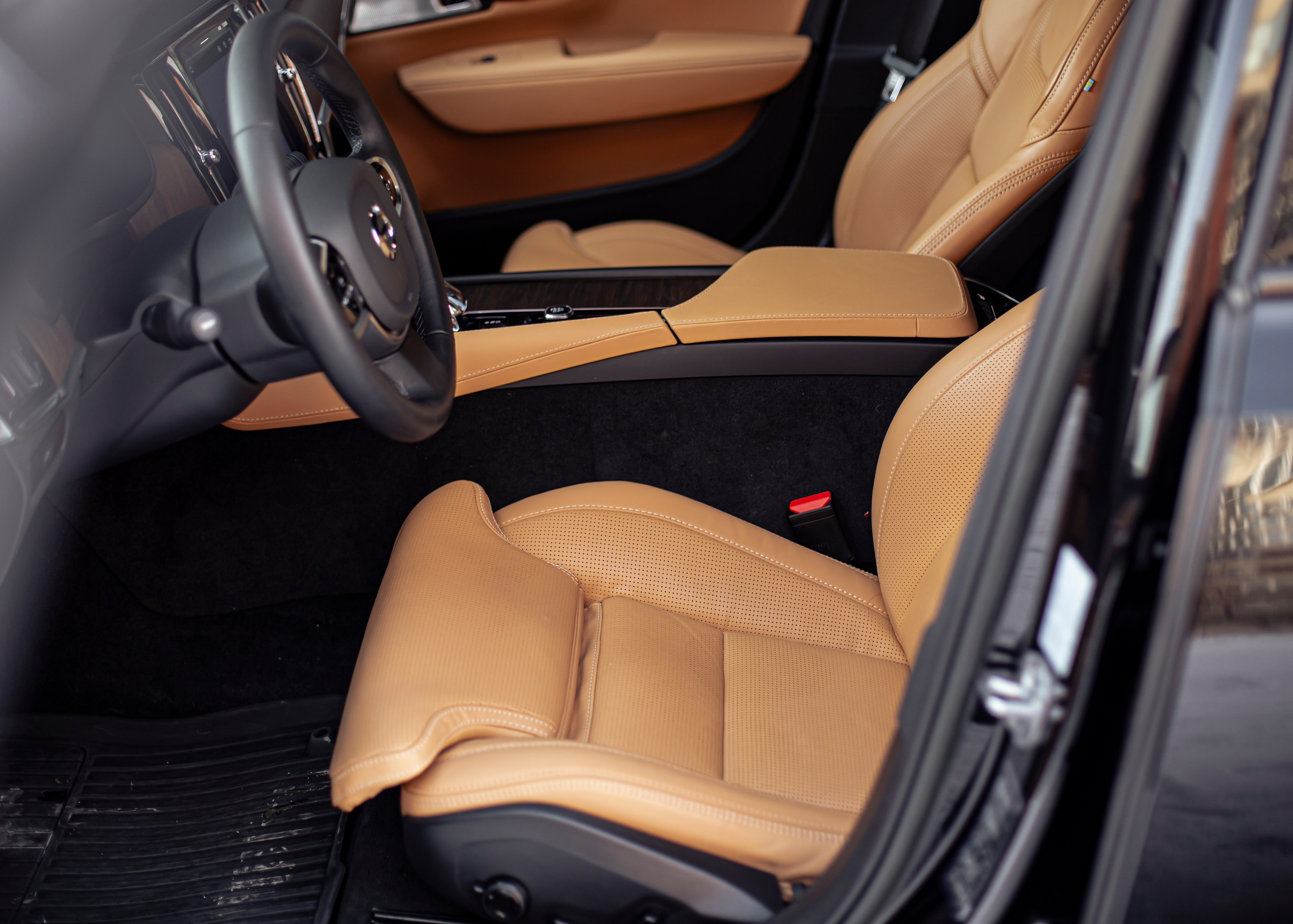 VOLVO V90. Автомобильный фотограф в Екатеринбурге Сергей Эндерс