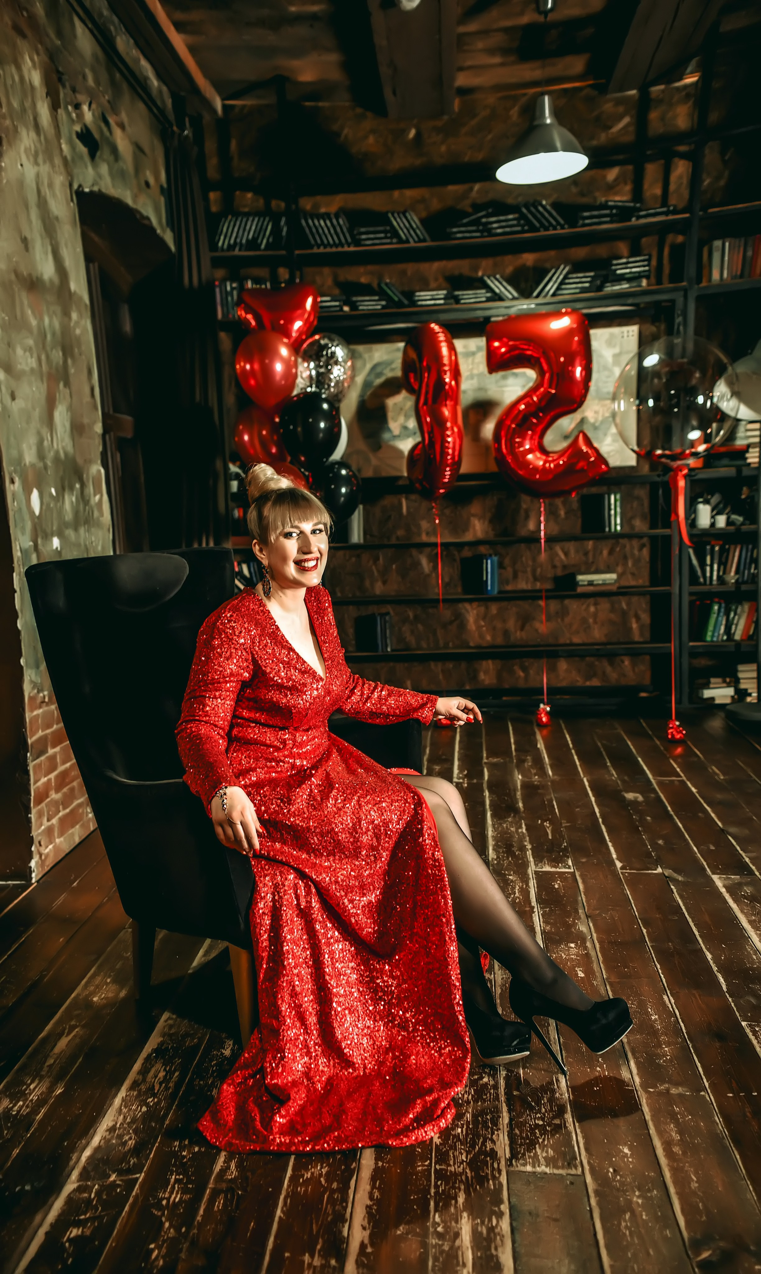 Тематическая вечеринка на юбилей 35 лет. Свадебный, семейный, детский, контент фотограф в Омске Максим Ильин