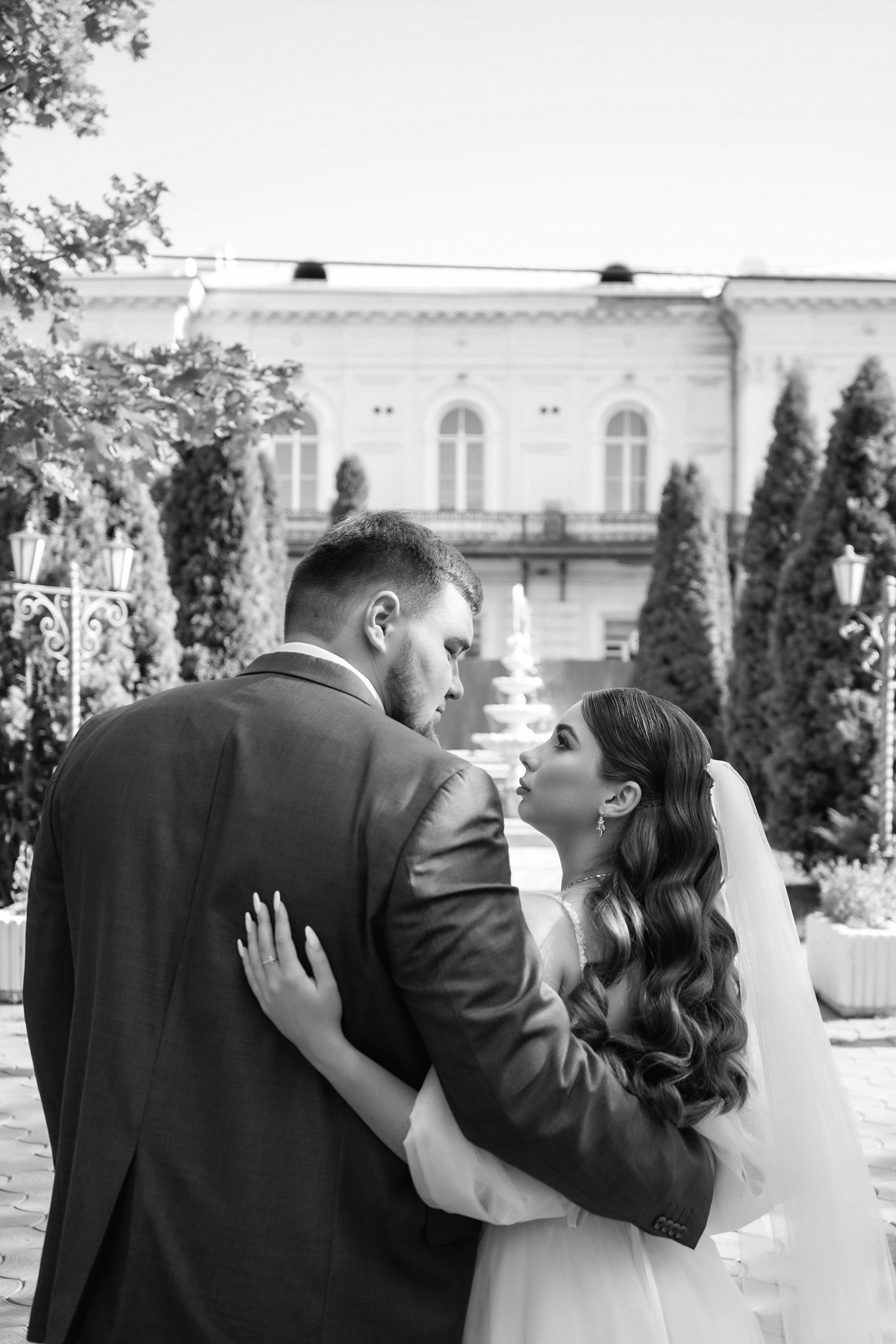 Свадебная фотосессия в Новочеркасске. Александровский парк и Вознесенский войсковой всеказачий собор. Андрей и Елена. Свадебный фотограф в Ростове-на-Дону. Таинство Крещения и Венчания, семейные фотосессии. Алёна Чёботова