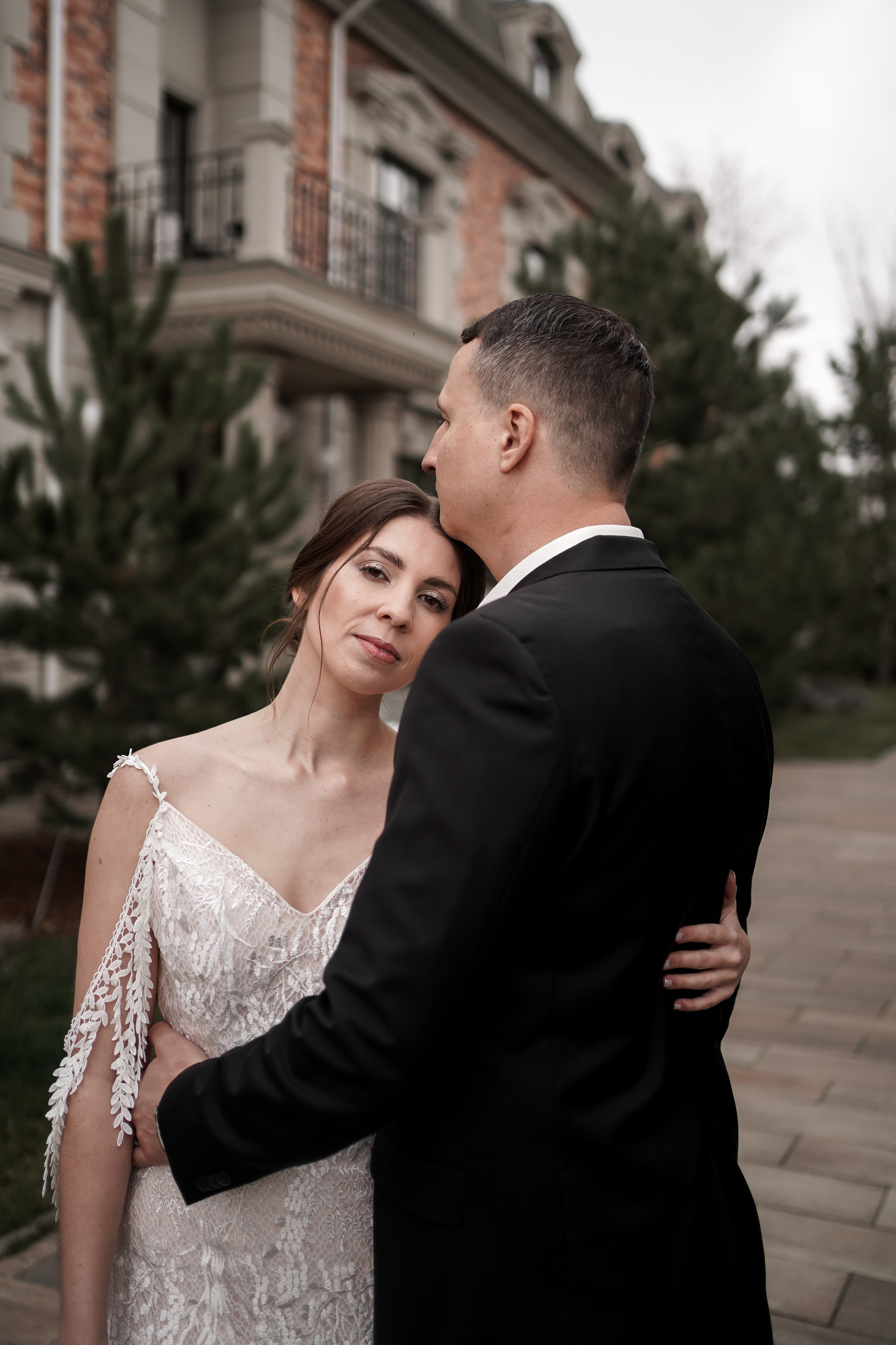 Свадебная фотосессия в Графском парке. Ростов-на-Дону. Свадебный фотограф в Ростове-на-Дону. Таинство Крещения и Венчания, семейные фотосессии. Алёна Чёботова