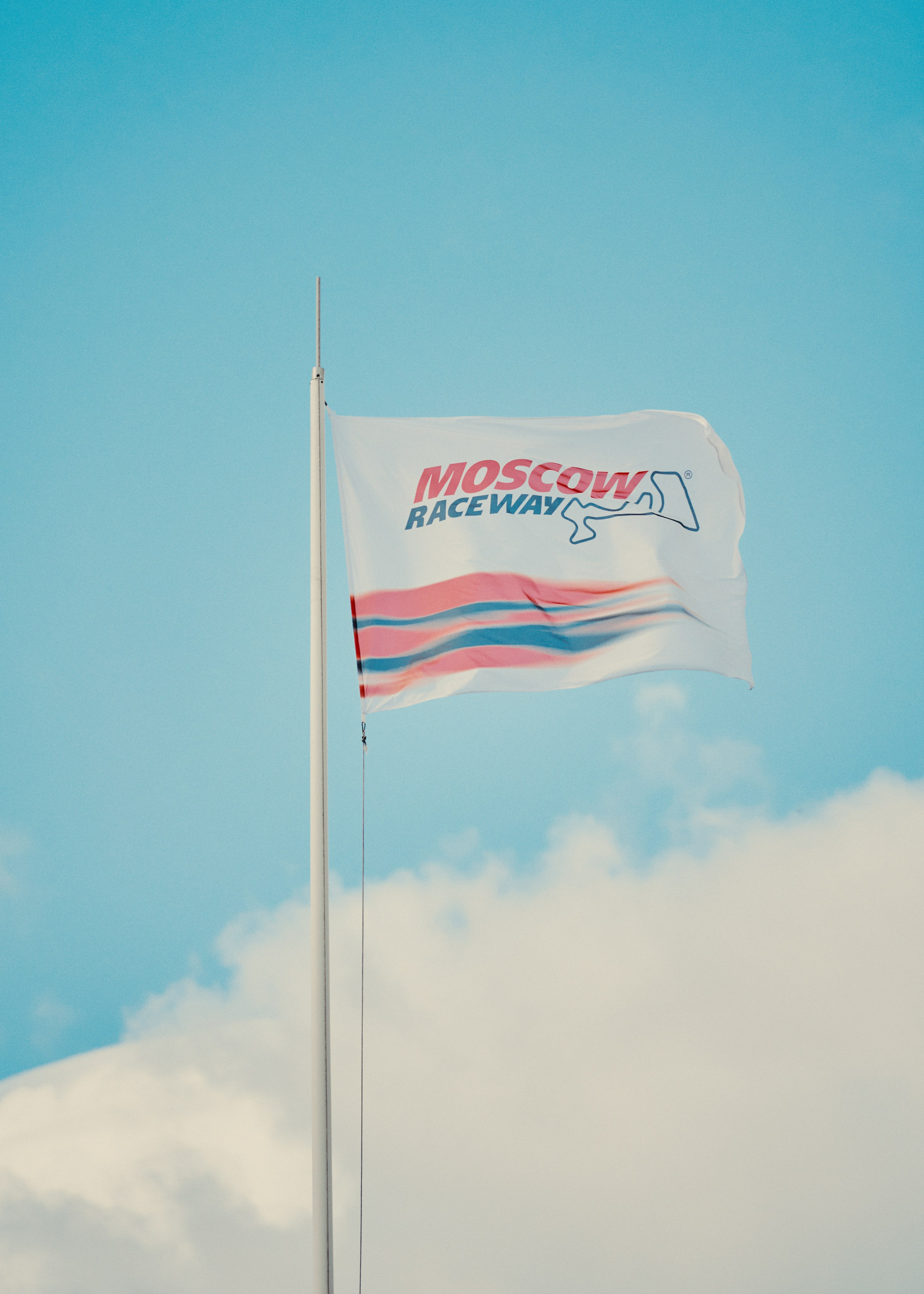 REC 2025. Автомобильный и коммерческий фотограф Москва