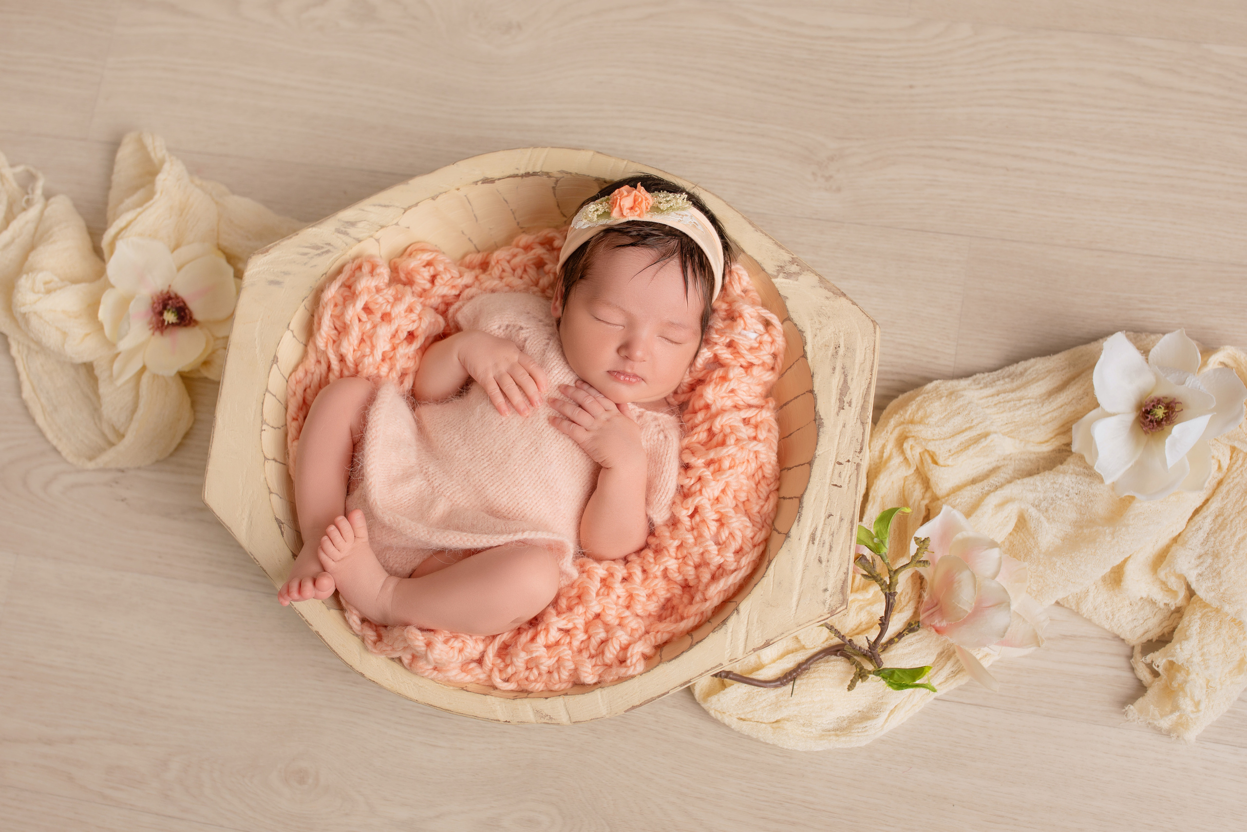 Фотосессия новорожденного Хабаровск. Фотограф новорожденных и беременности в Хабаровске Варвара Титаева