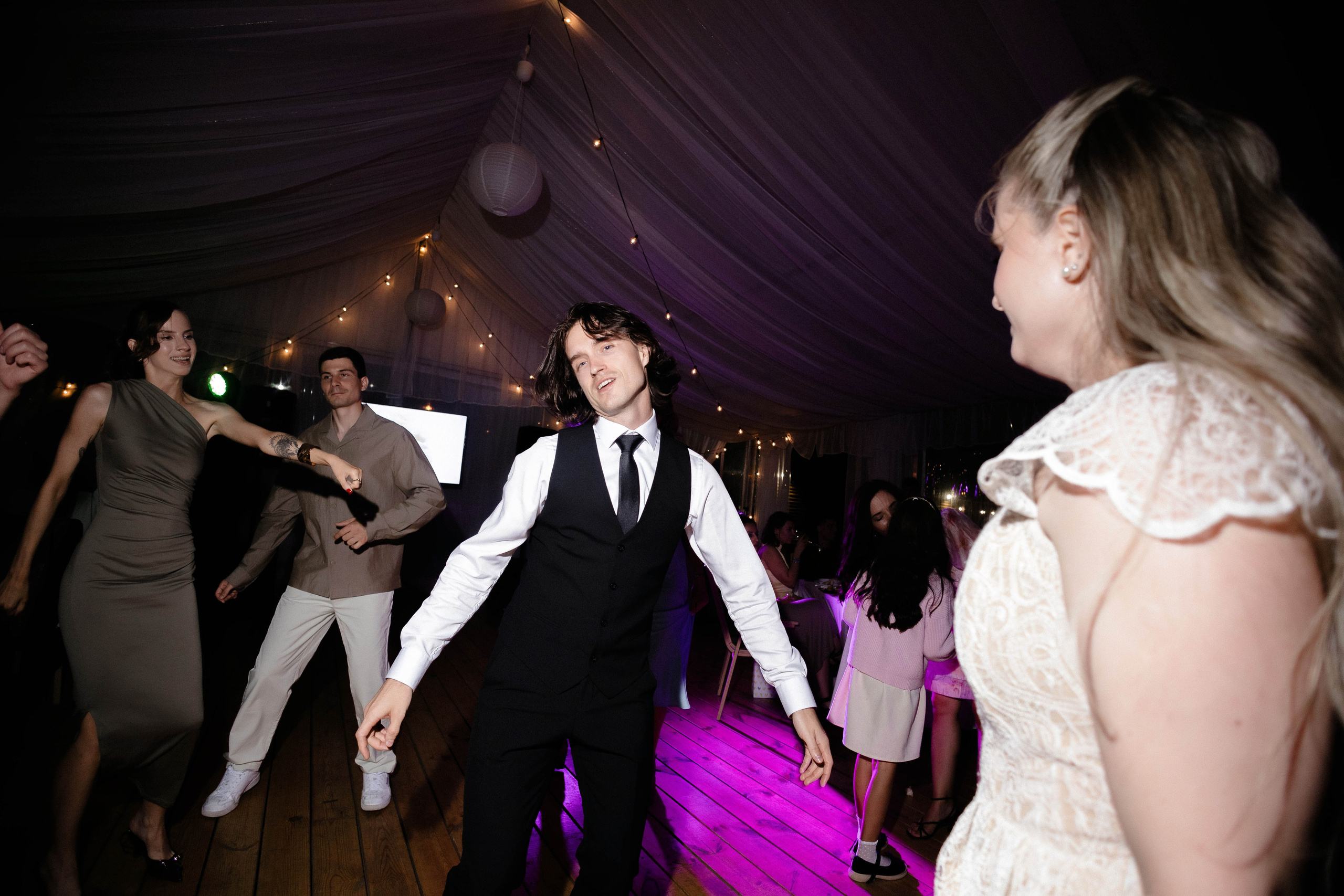 Любовь и рок-н-ролл. Свадебный фотограф видеограф Новосибирск Кемерово Калининград