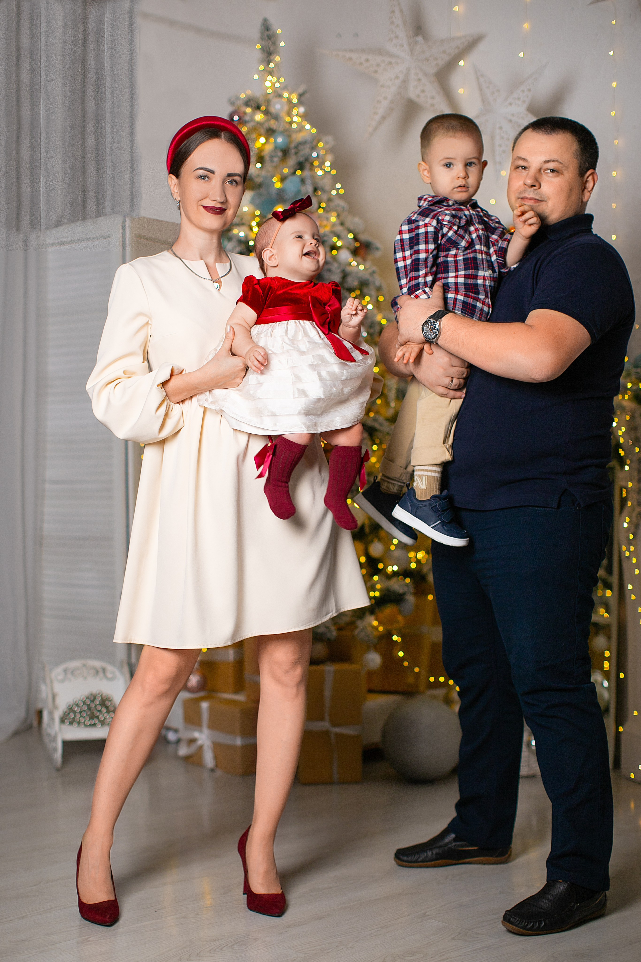 Владимир, Марина, Макар и Аксинья. Семейный и детский newborn фотограф в Ростове-на-Дону Наталья Лебедева