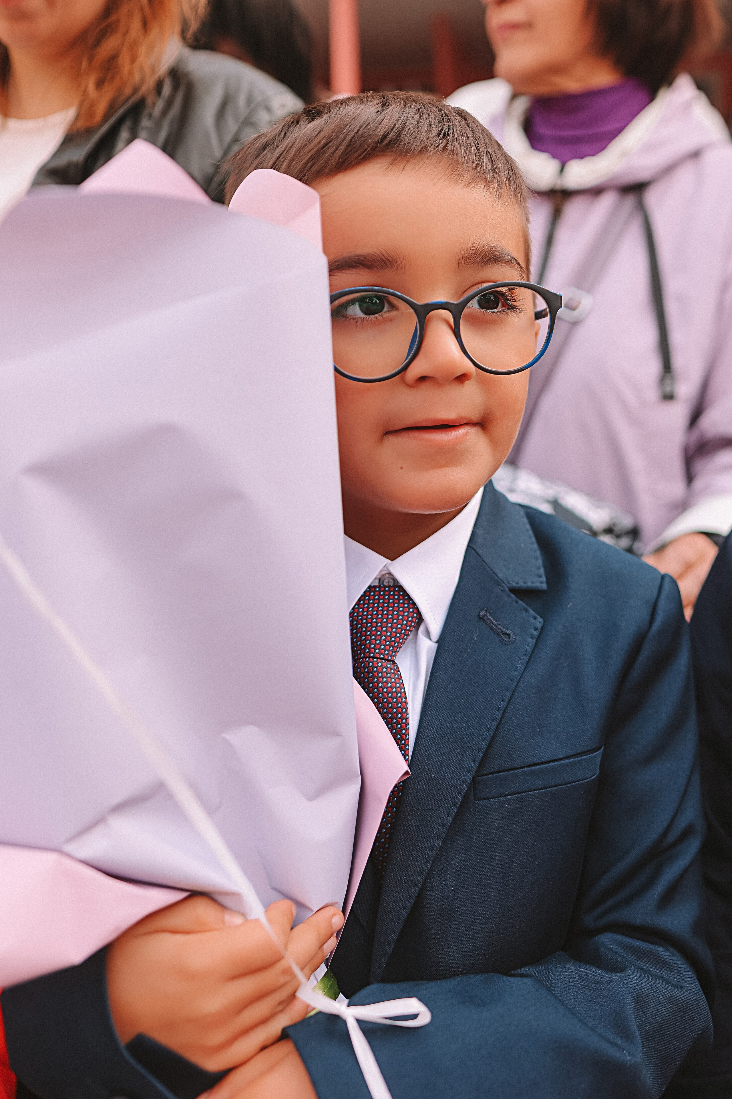 1 сентября линейка+кл час+портреты. Семейный фотограф Тюмень, фотограф на роды Салмина Мария